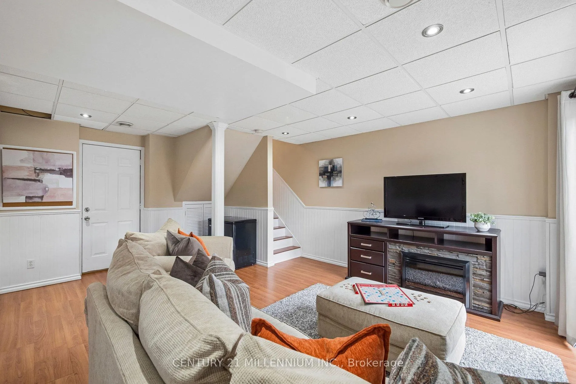 Photo 37 of 90 Baywell Crescent, Aurora, Bayview Wellington — HOMEH