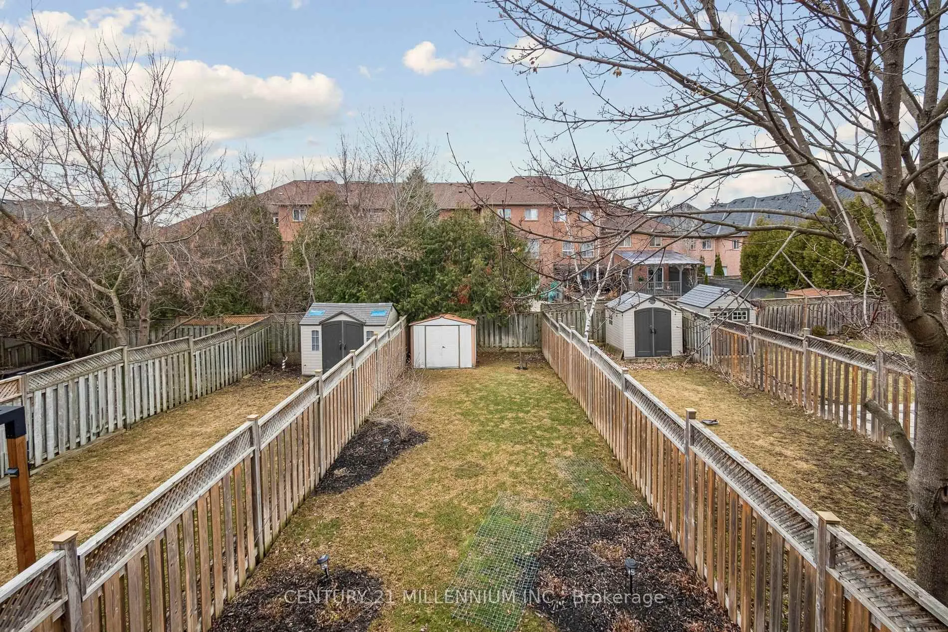 Photo 39 of 90 Baywell Crescent, Aurora, Bayview Wellington — HOMEH
