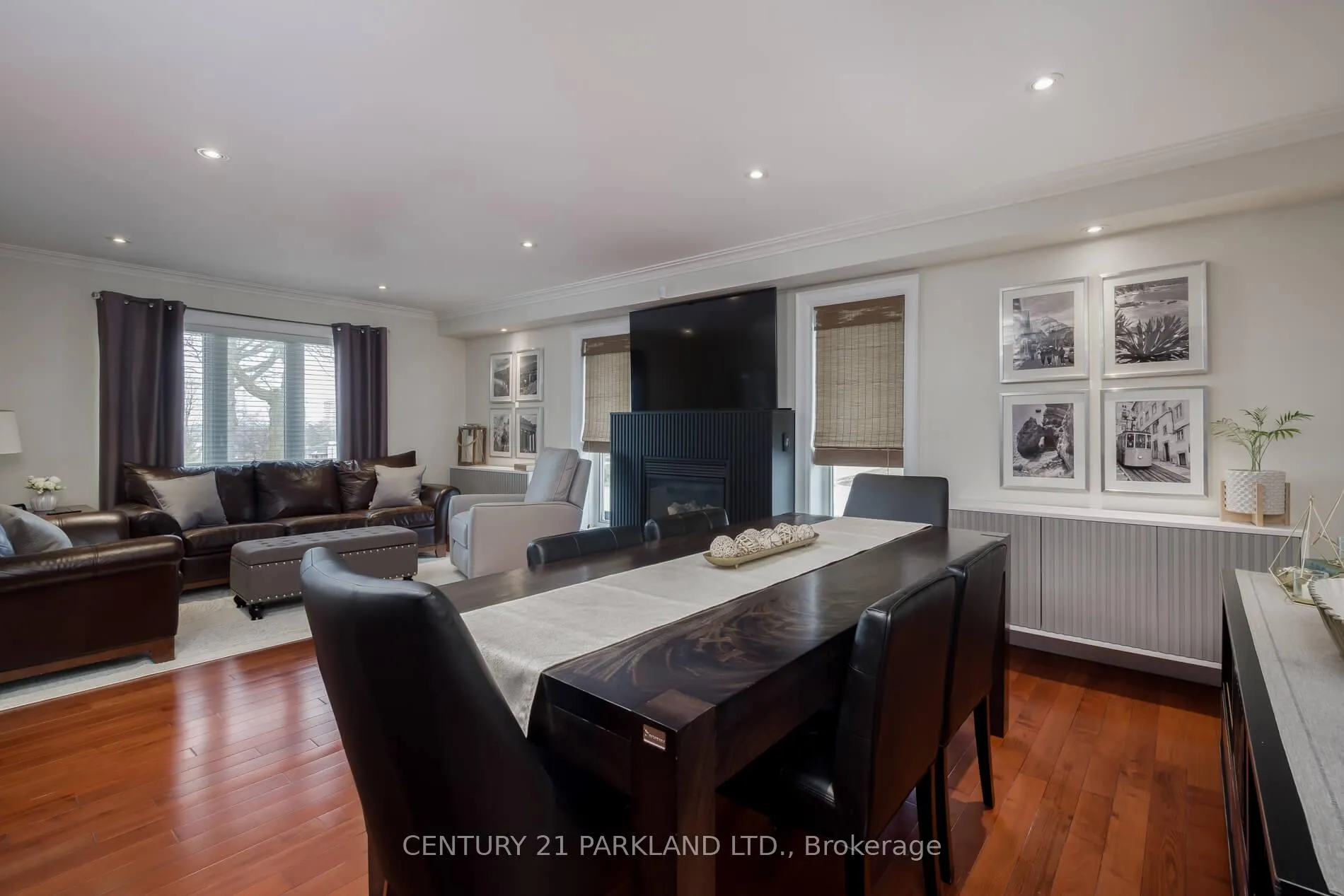 Photo 10 of 45 Deevale Road, North York, Downsview-Roding-CFB — HOMEH