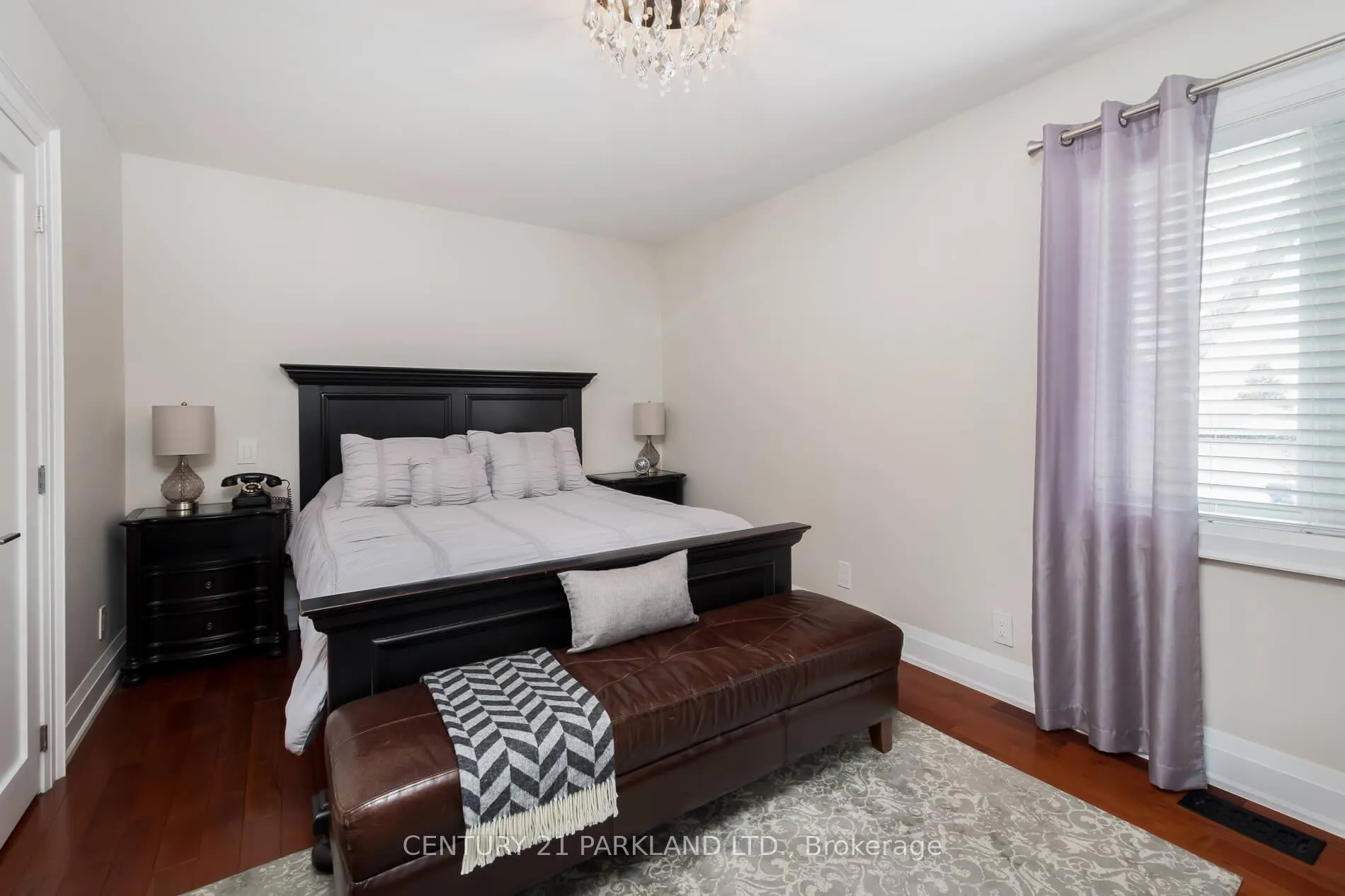 Photo 16 of 45 Deevale Road, North York, Downsview-Roding-CFB — HOMEH