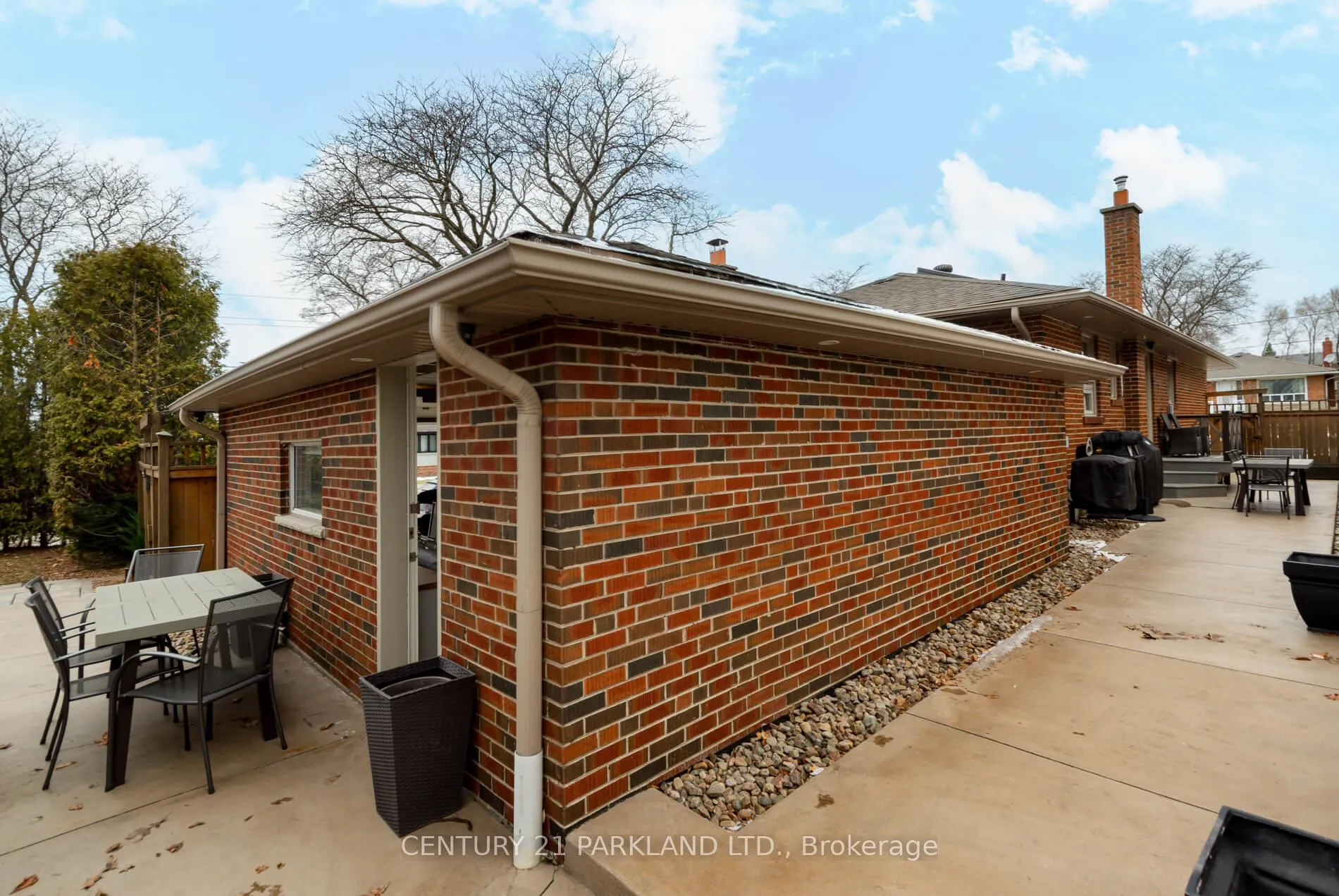 Photo 39 of 45 Deevale Road, North York, Downsview-Roding-CFB — HOMEH