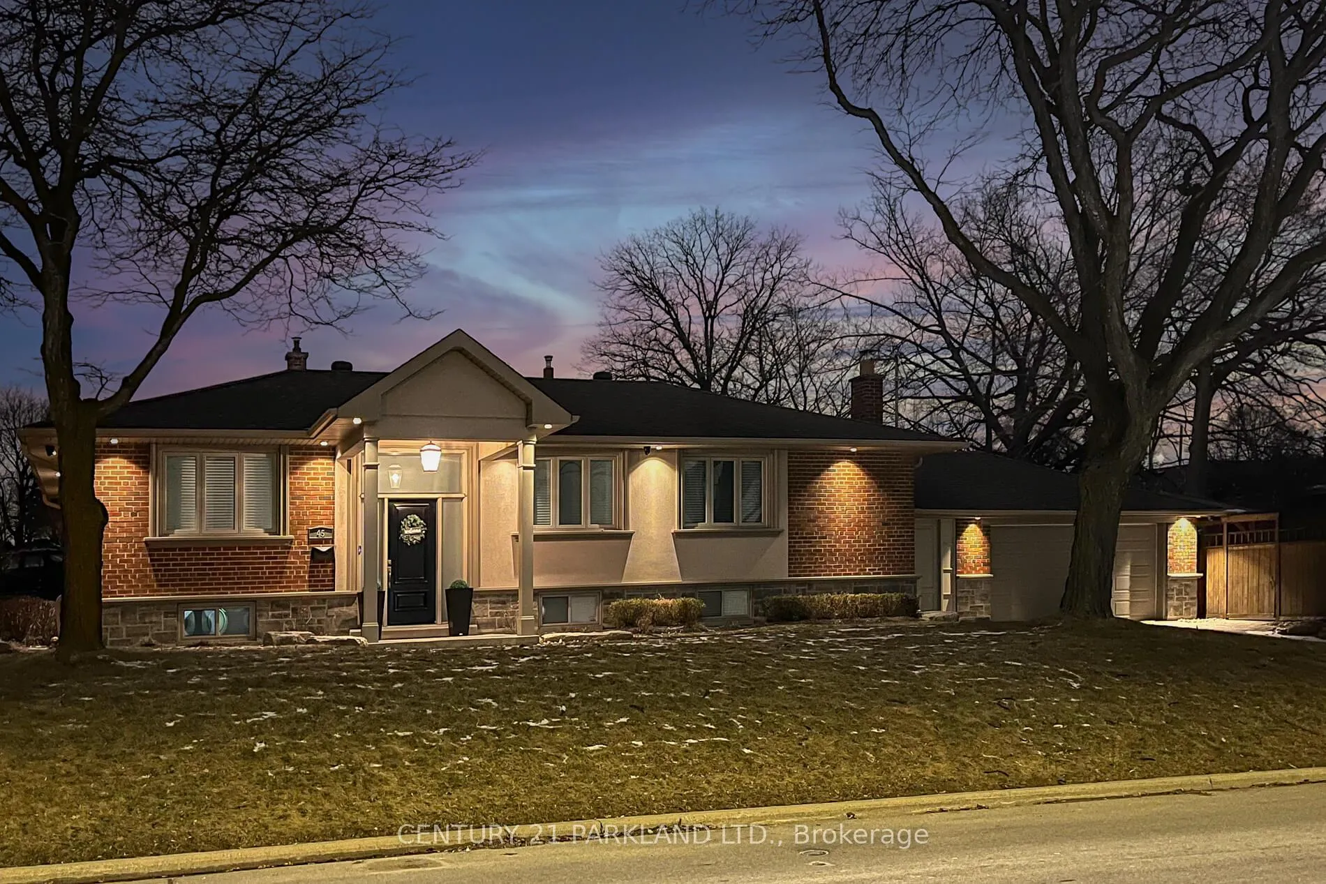 Photo 46 of 45 Deevale Road, North York, Downsview-Roding-CFB — HOMEH