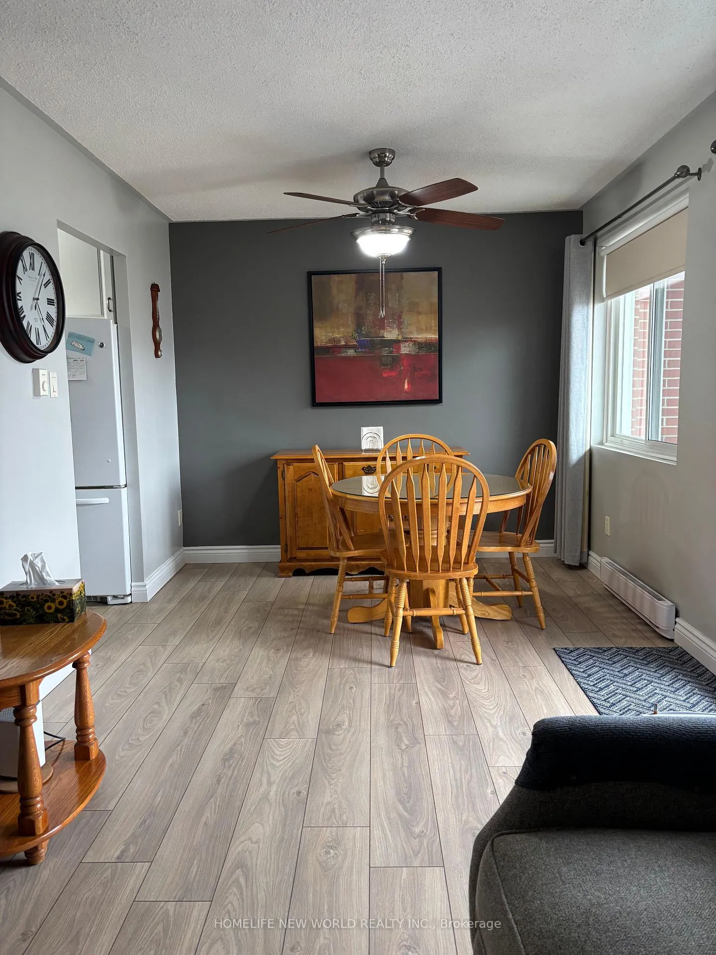 Photo 4 of Unit 402, 131 Taunton Road E, Oshawa, Centennial — HOMEH