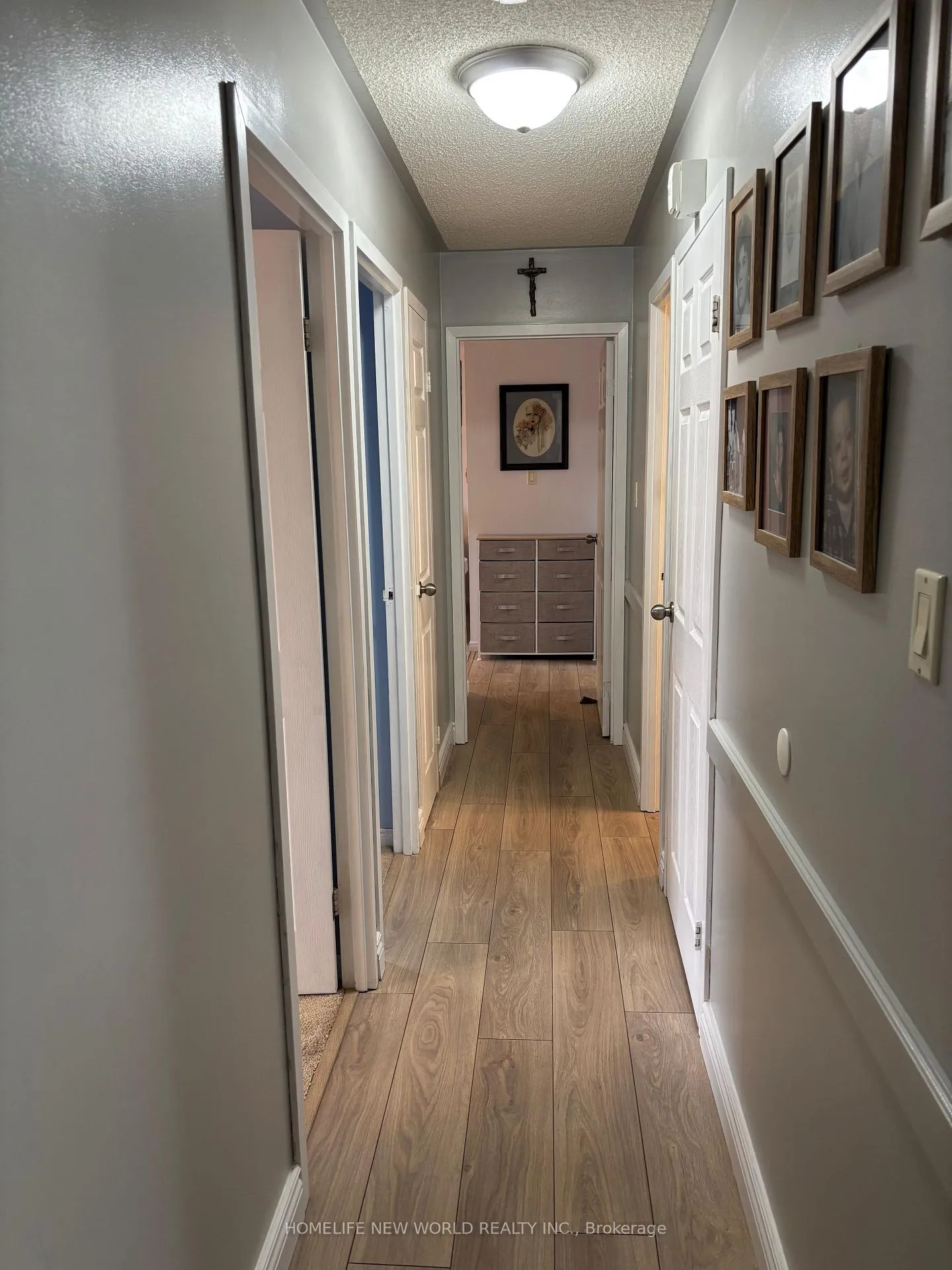 Photo 7 of Unit 402, 131 Taunton Road E, Oshawa, Centennial — HOMEH