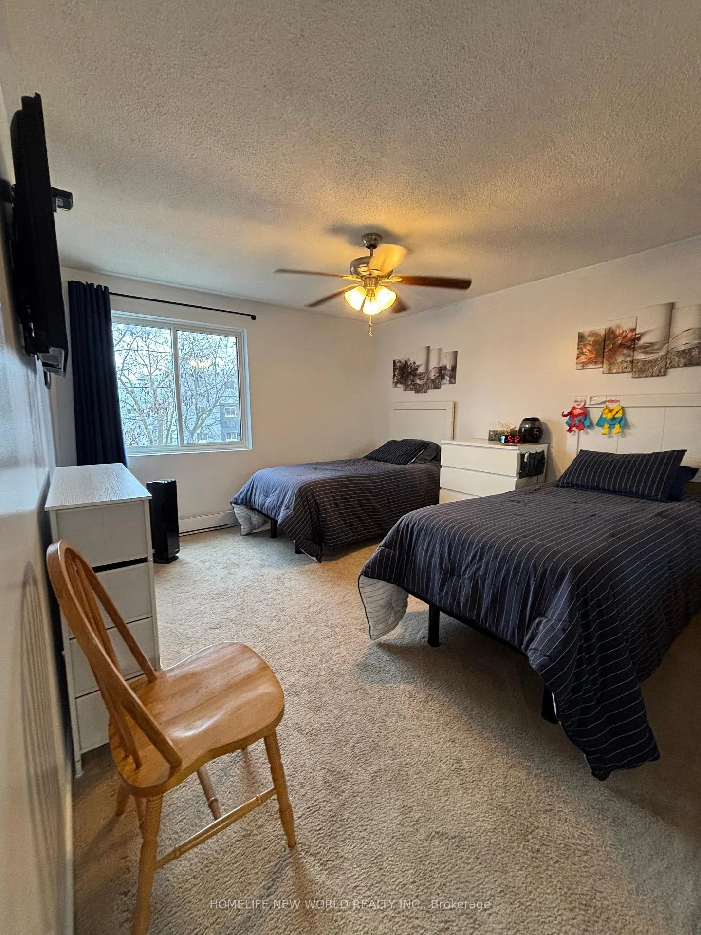 Photo 8 of Unit 402, 131 Taunton Road E, Oshawa, Centennial — HOMEH