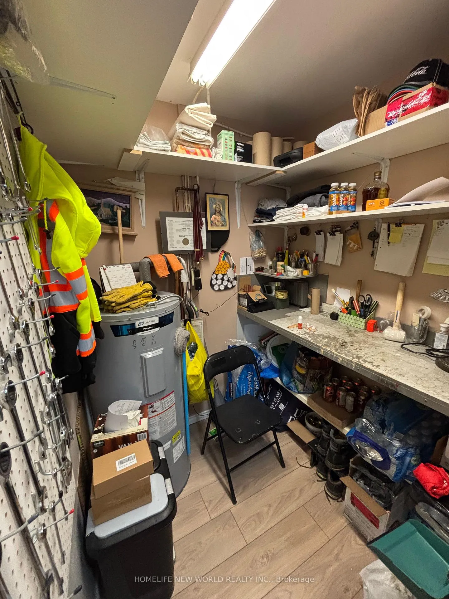 Photo 14 of Unit 402, 131 Taunton Road E, Oshawa, Centennial — HOMEH