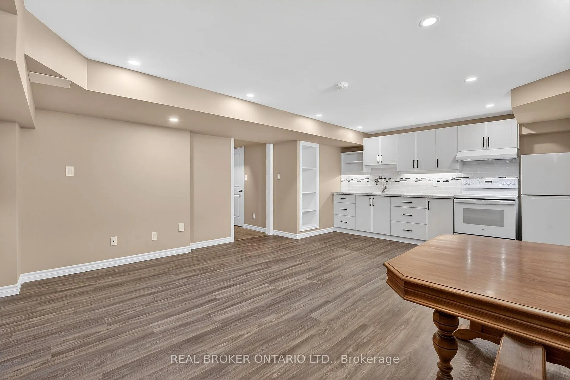 Photo 34 of 4 Beasley Grove, Hamilton, Meadowlands — HOMEH