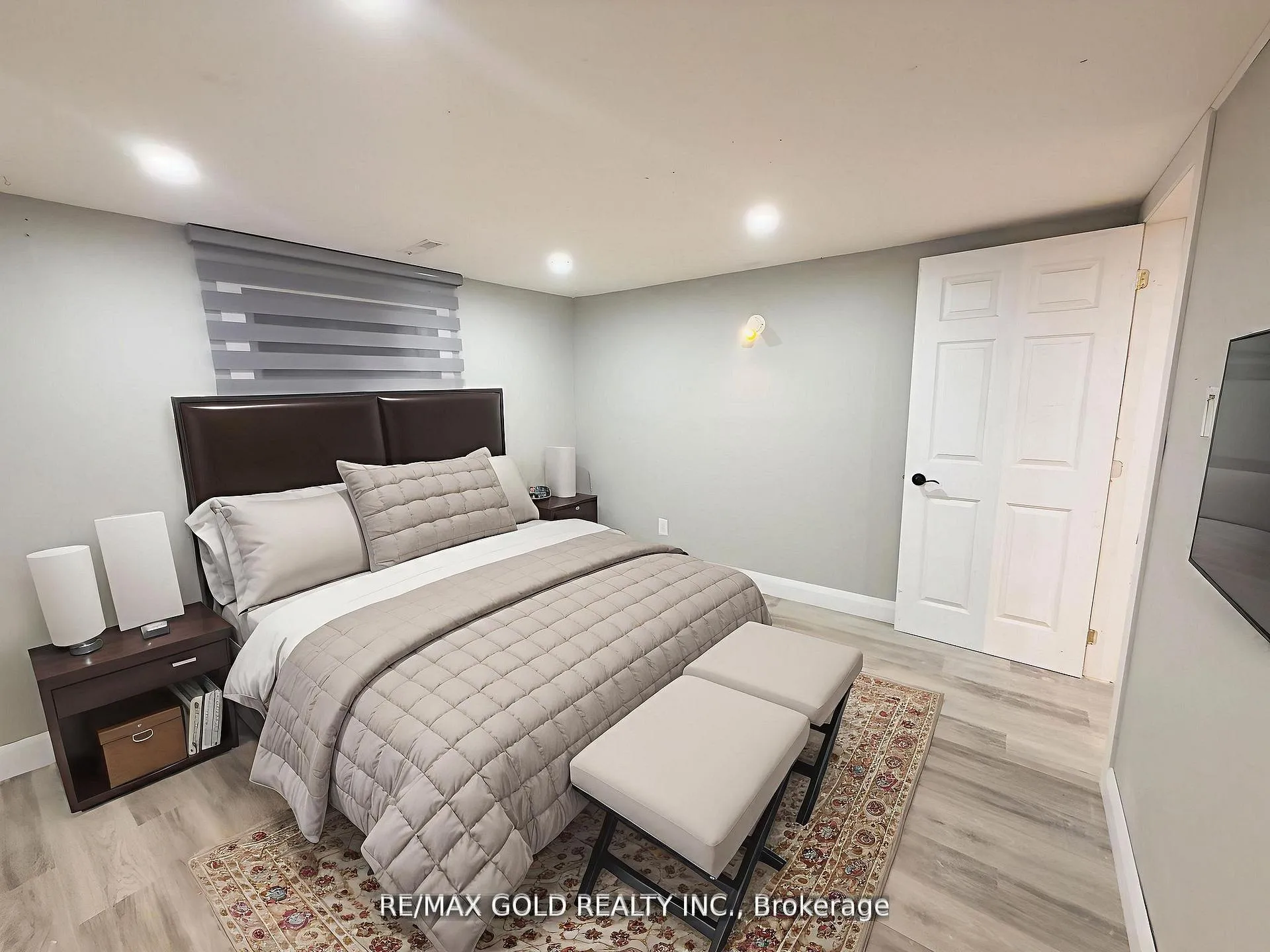 Photo 21 of Unit Lower, 156 Mooregate Crescent, Kitchener, Victoria Hills — HOMEH