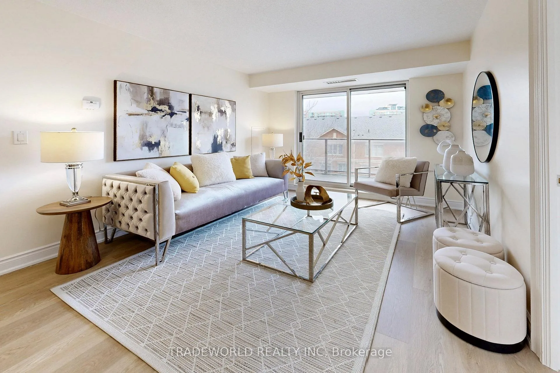 Photo 5 of Unit 502, 39 Galleria Parkway, Markham, Commerce Valley — HOMEH