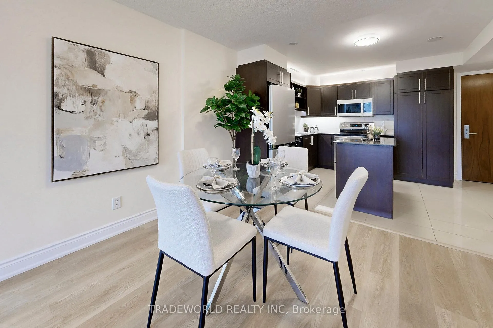 Photo 15 of Unit 502, 39 Galleria Parkway, Markham, Commerce Valley — HOMEH
