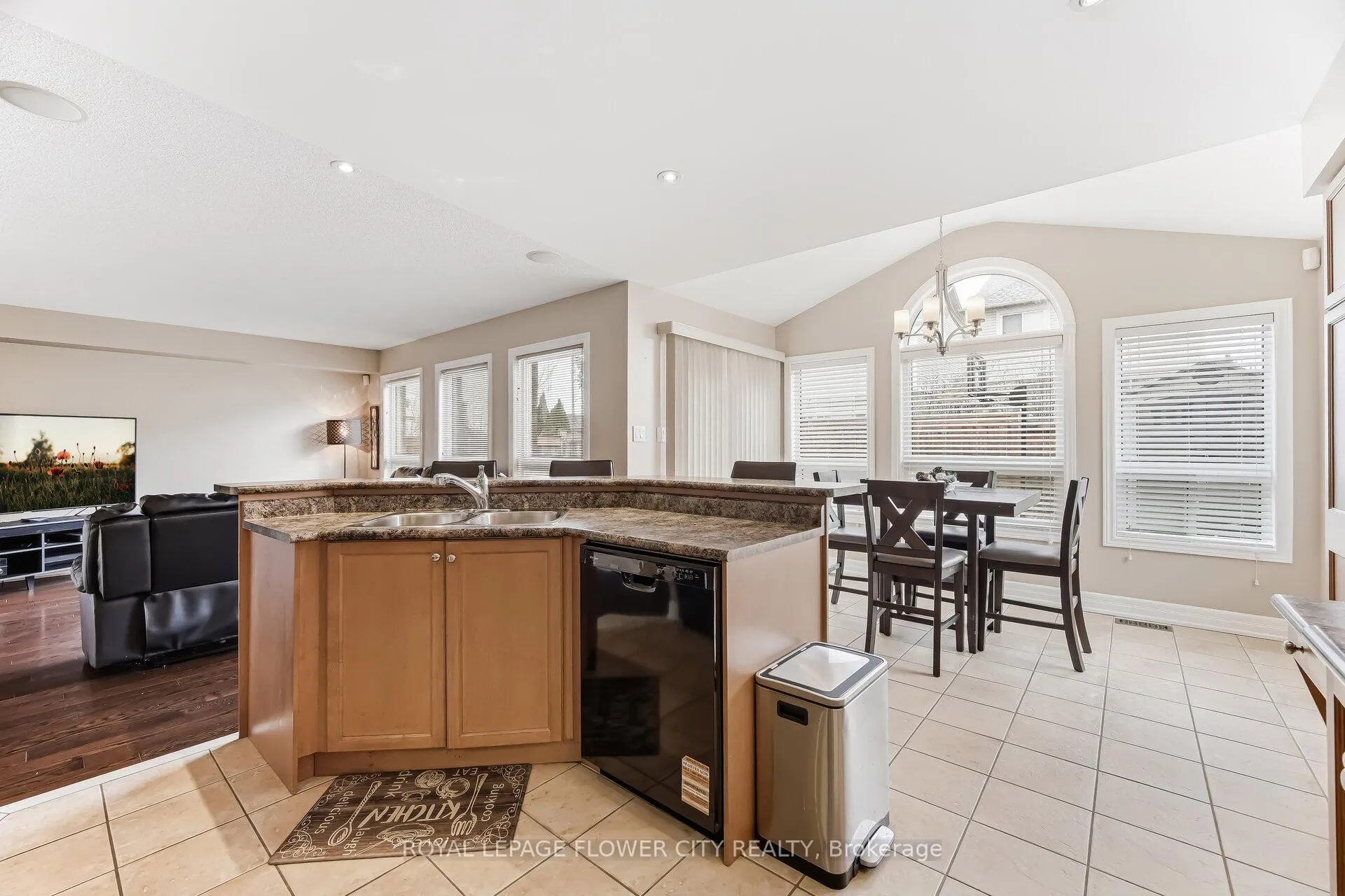 Photo 15 of 4 Fawcett Avenue, Whitby, Taunton North — HOMEH
