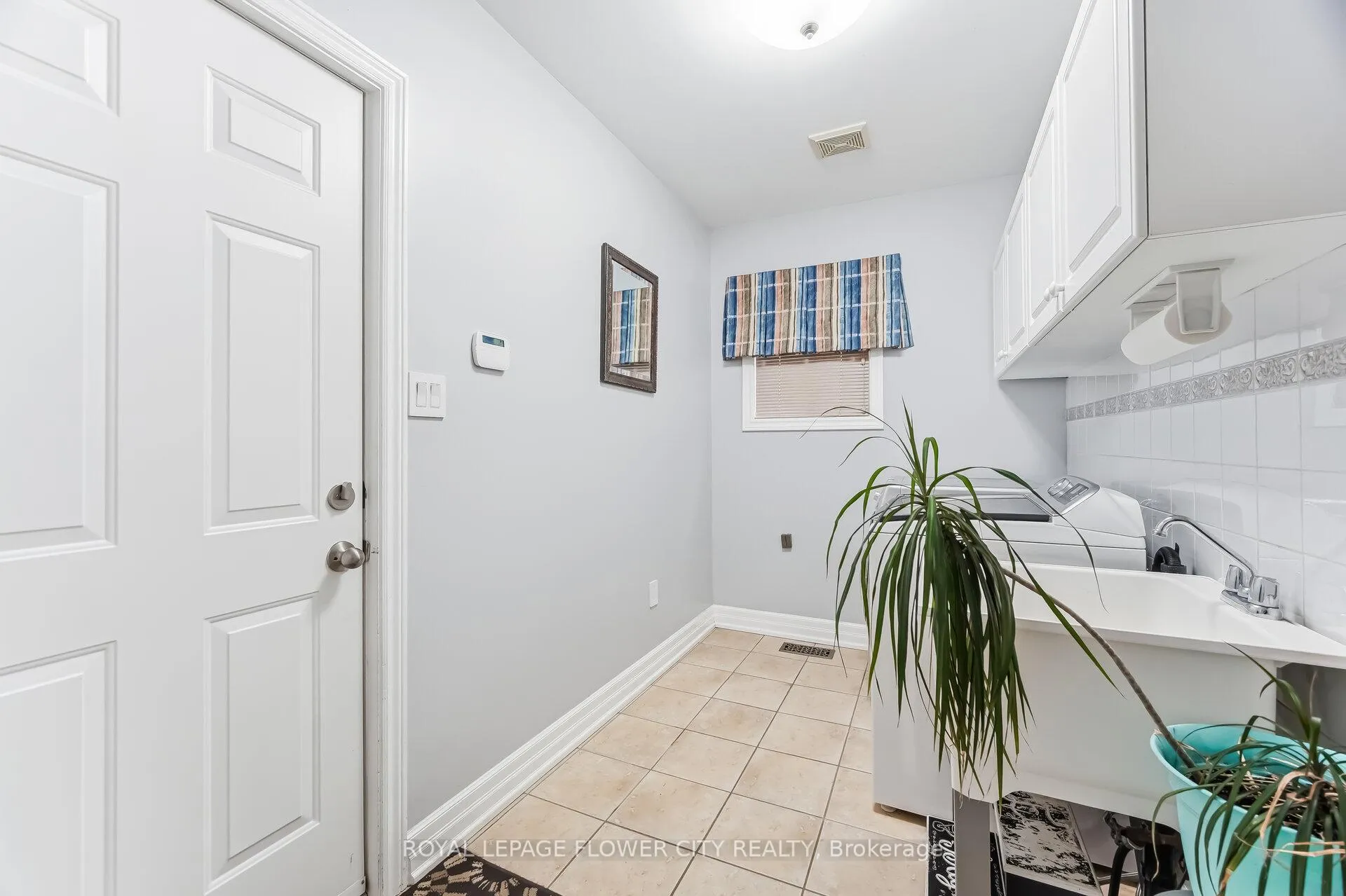 Photo 45 of 4 Fawcett Avenue, Whitby, Taunton North — HOMEH