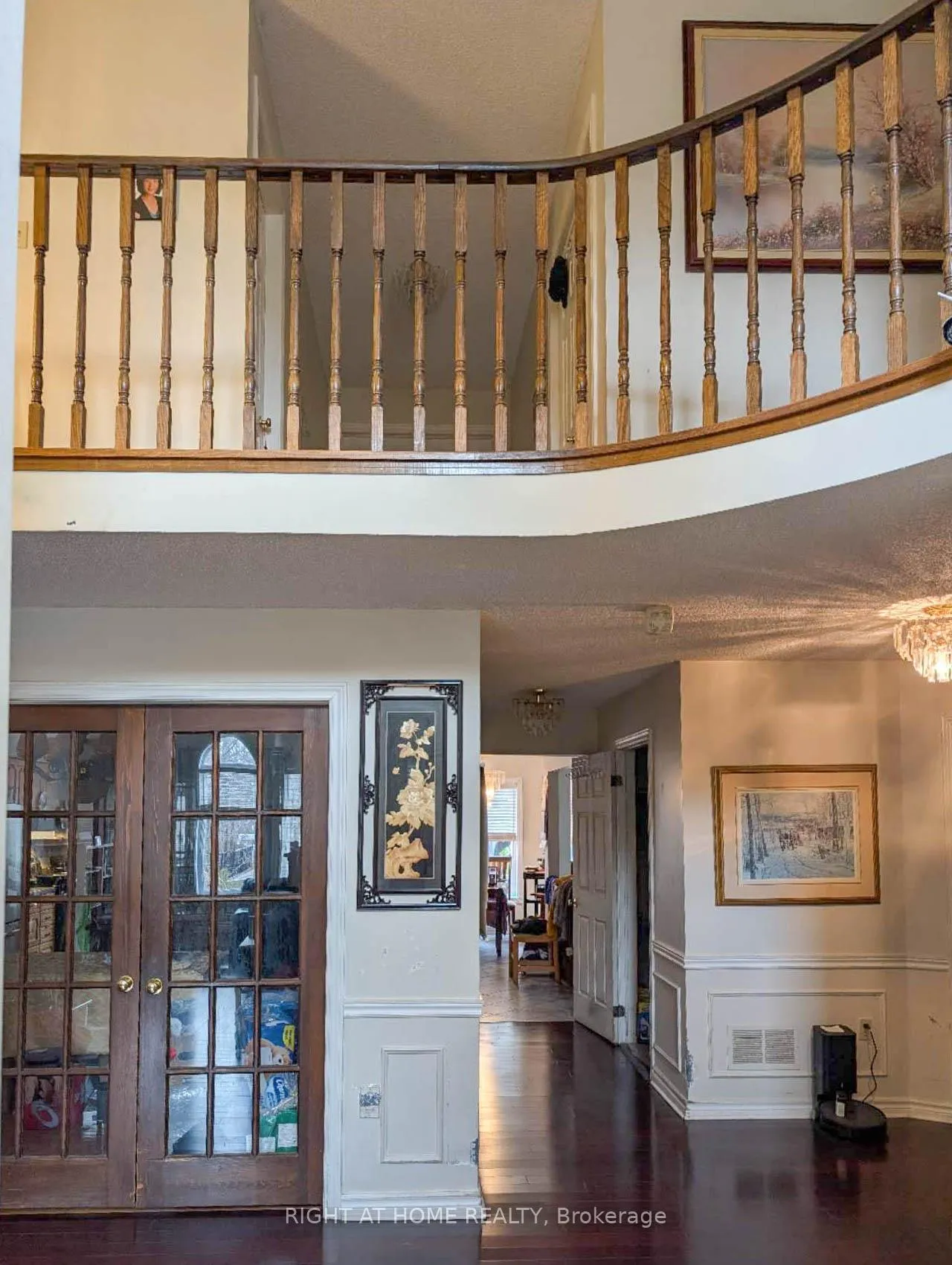 Photo 4 of 64 Springfield Boulevard, Hamilton, Ancaster — HOMEH