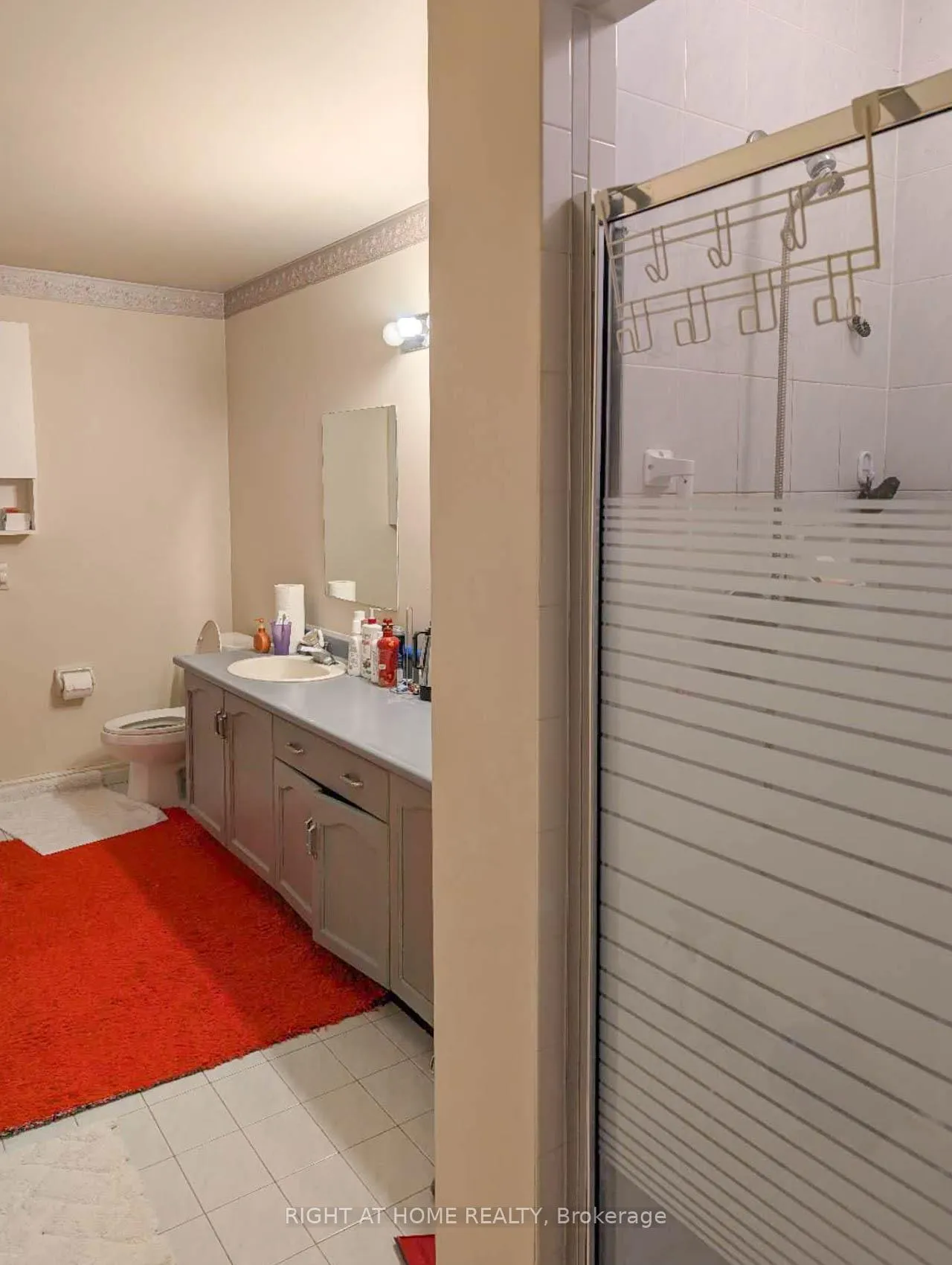 Photo 18 of 64 Springfield Boulevard, Hamilton, Ancaster — HOMEH