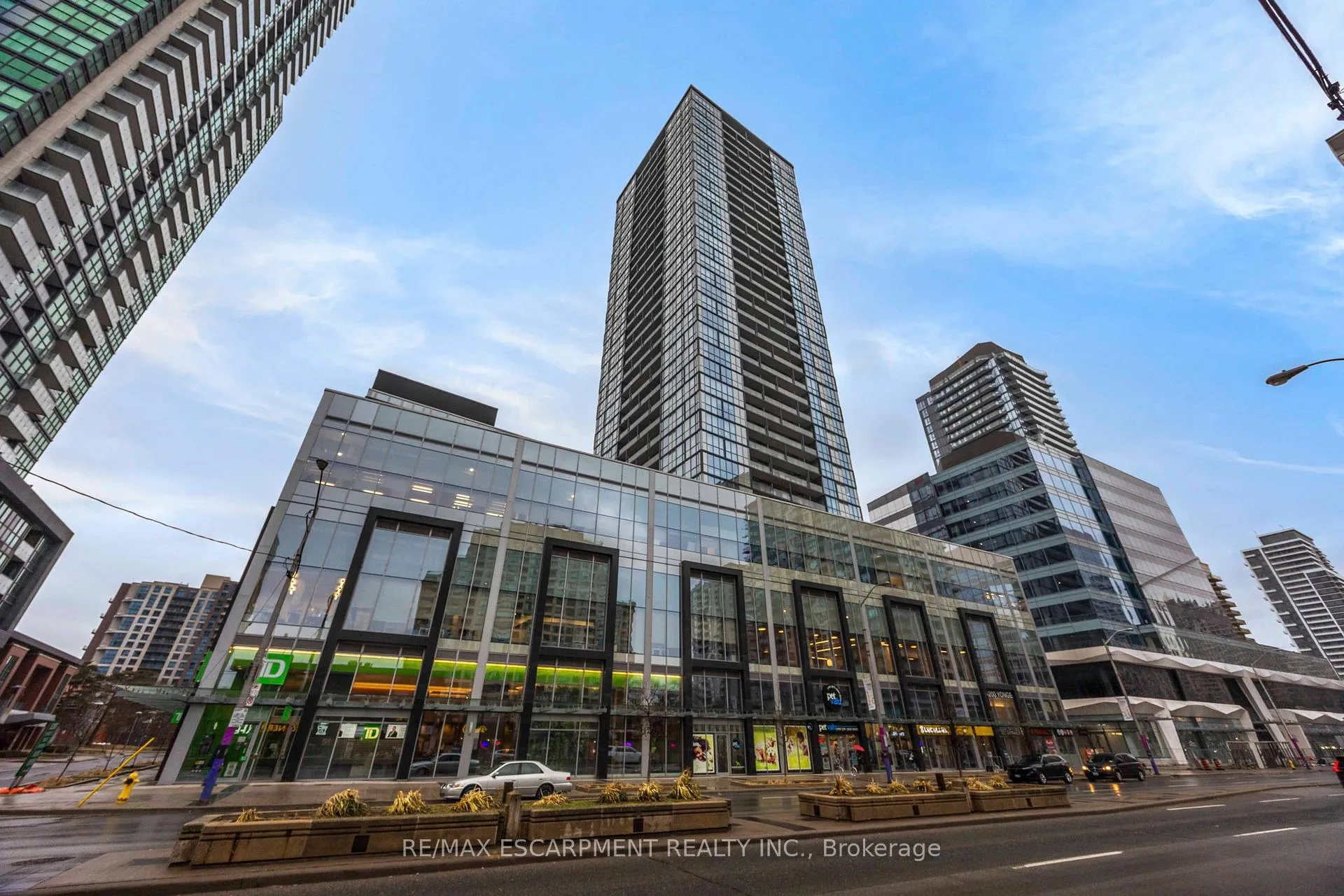 Front of Unit 2909, 5180 Yonge Street