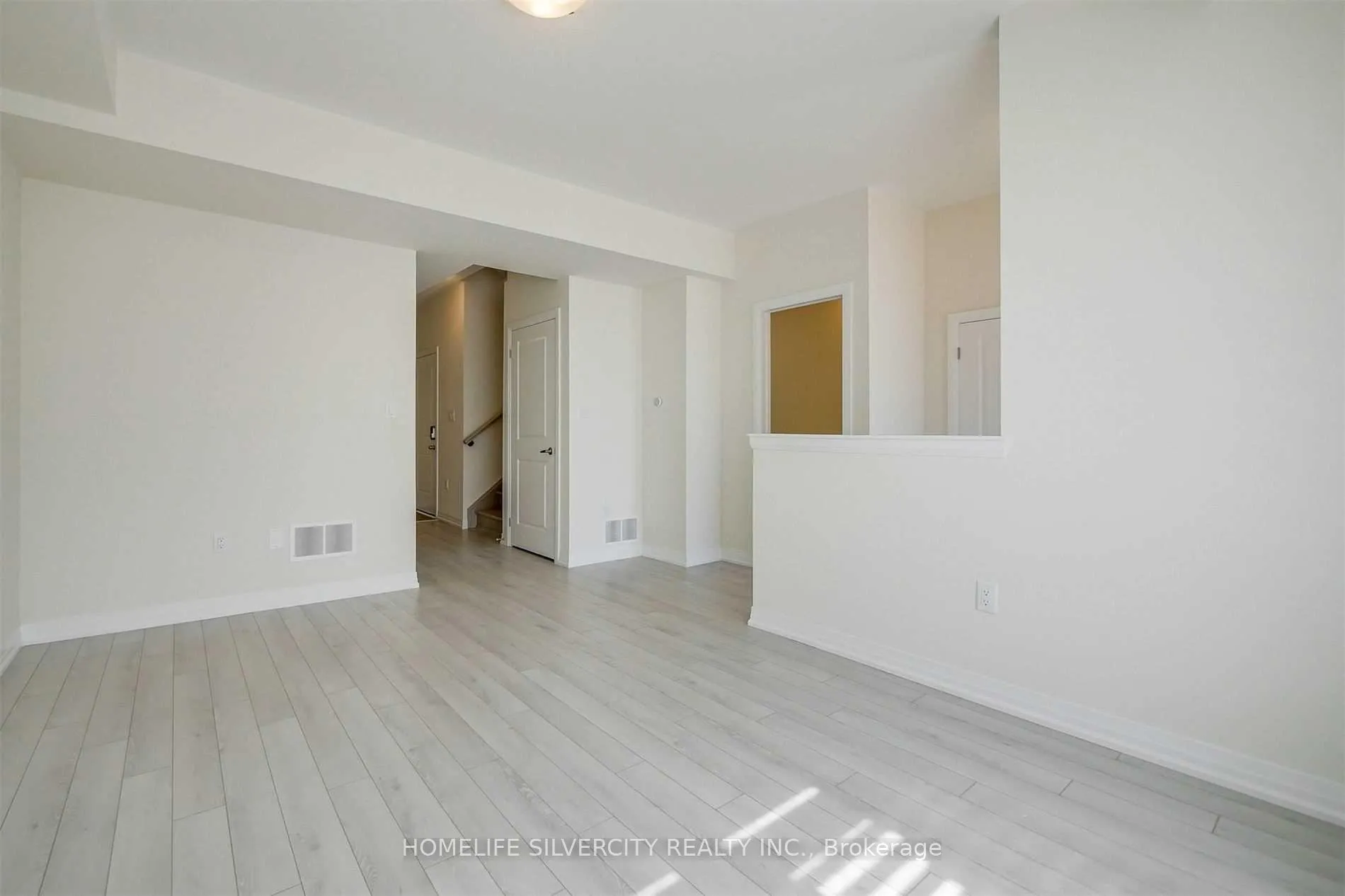 Photo 7 of 53 Ravenbury Street, Brampton, Bram East — HOMEH