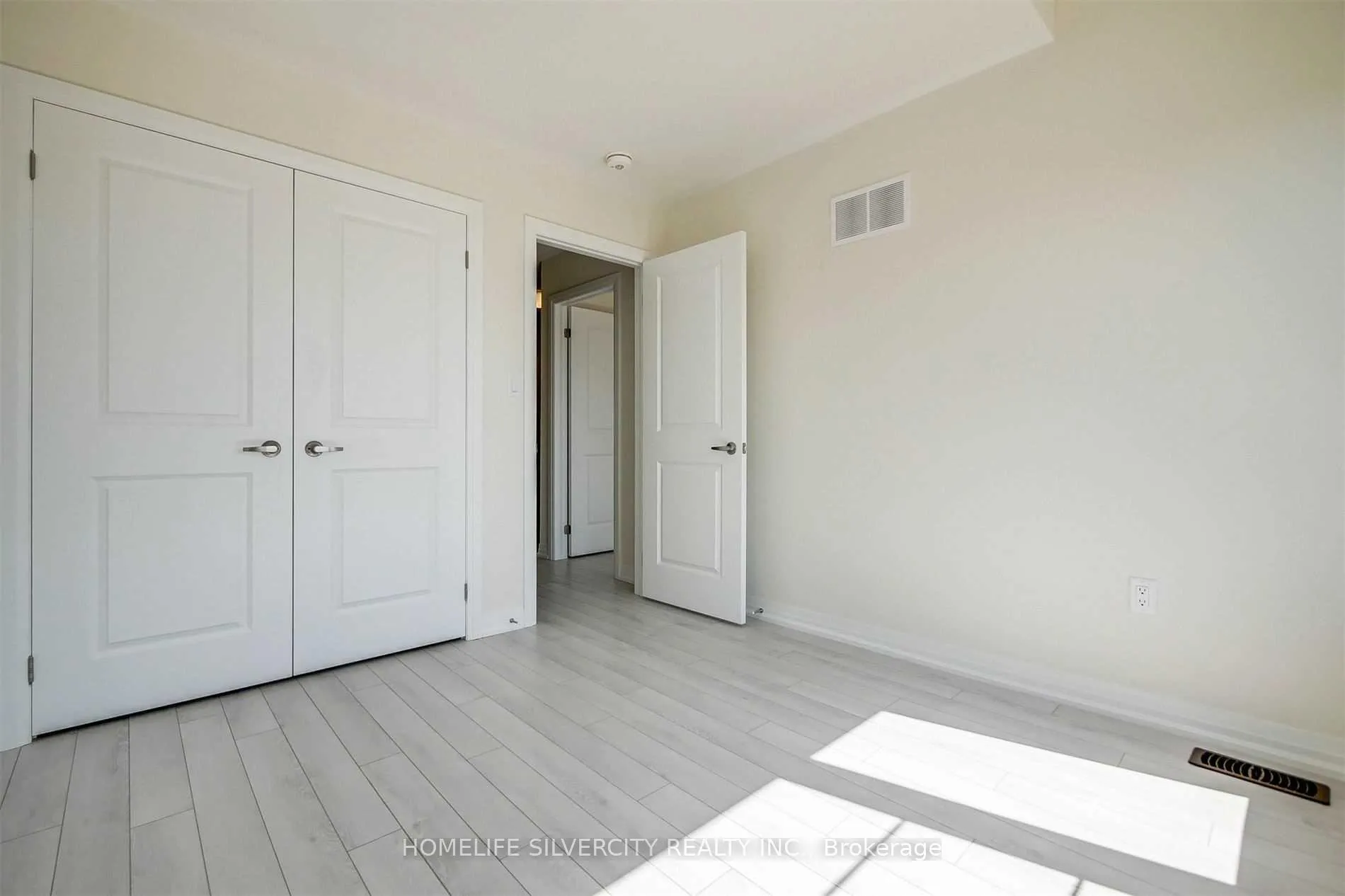 Photo 34 of 53 Ravenbury Street, Brampton, Bram East — HOMEH
