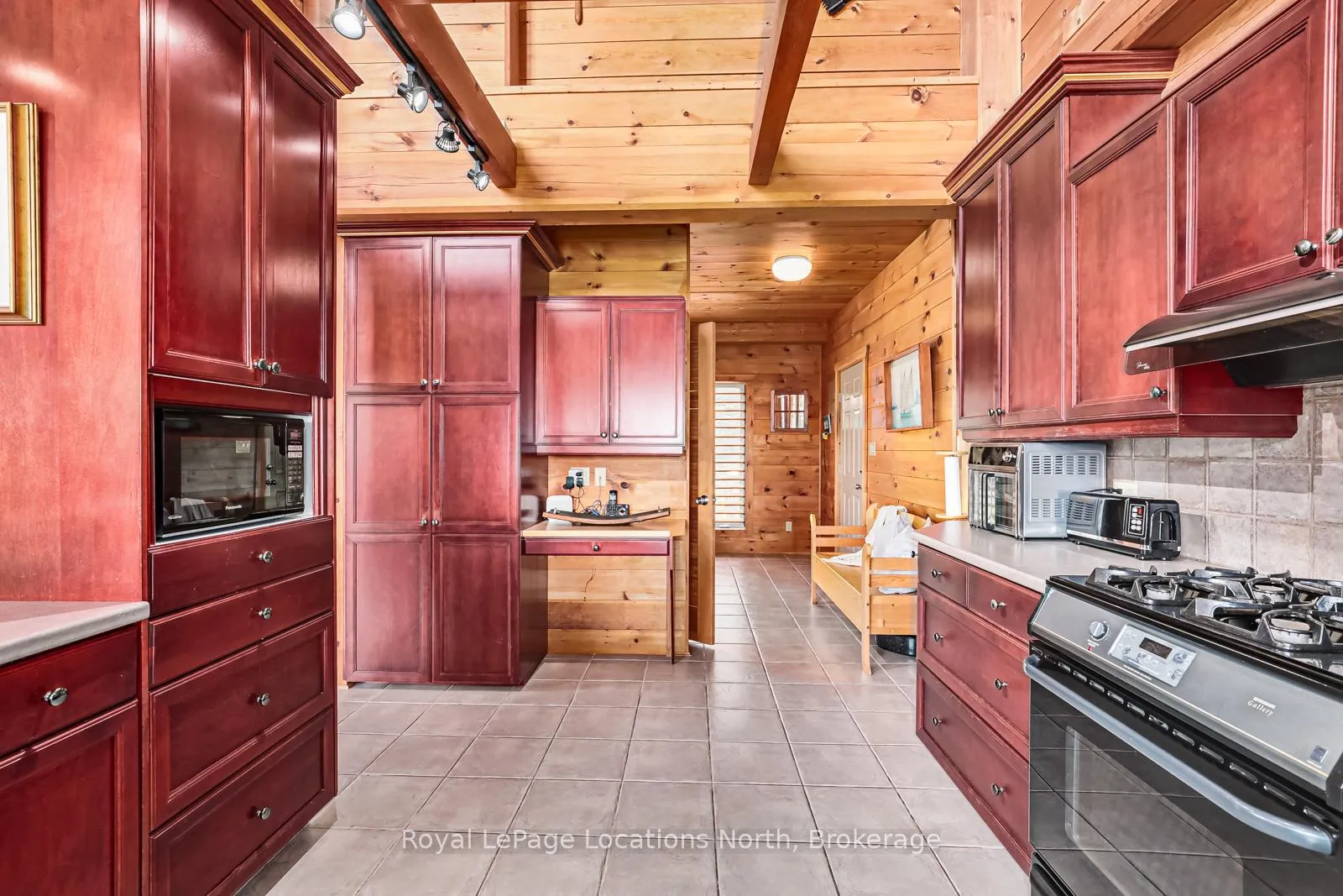 Photo 16 of 9197 County 91 Road, Clearview, Rural Clearview — HOMEH
