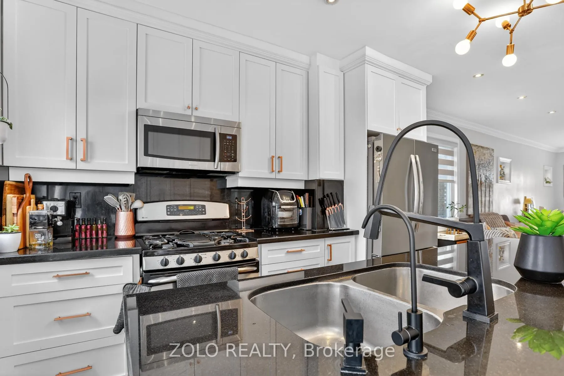 Photo 15 of 94 Hazelwood Avenue, Toronto, Blake-Jones — HOMEH