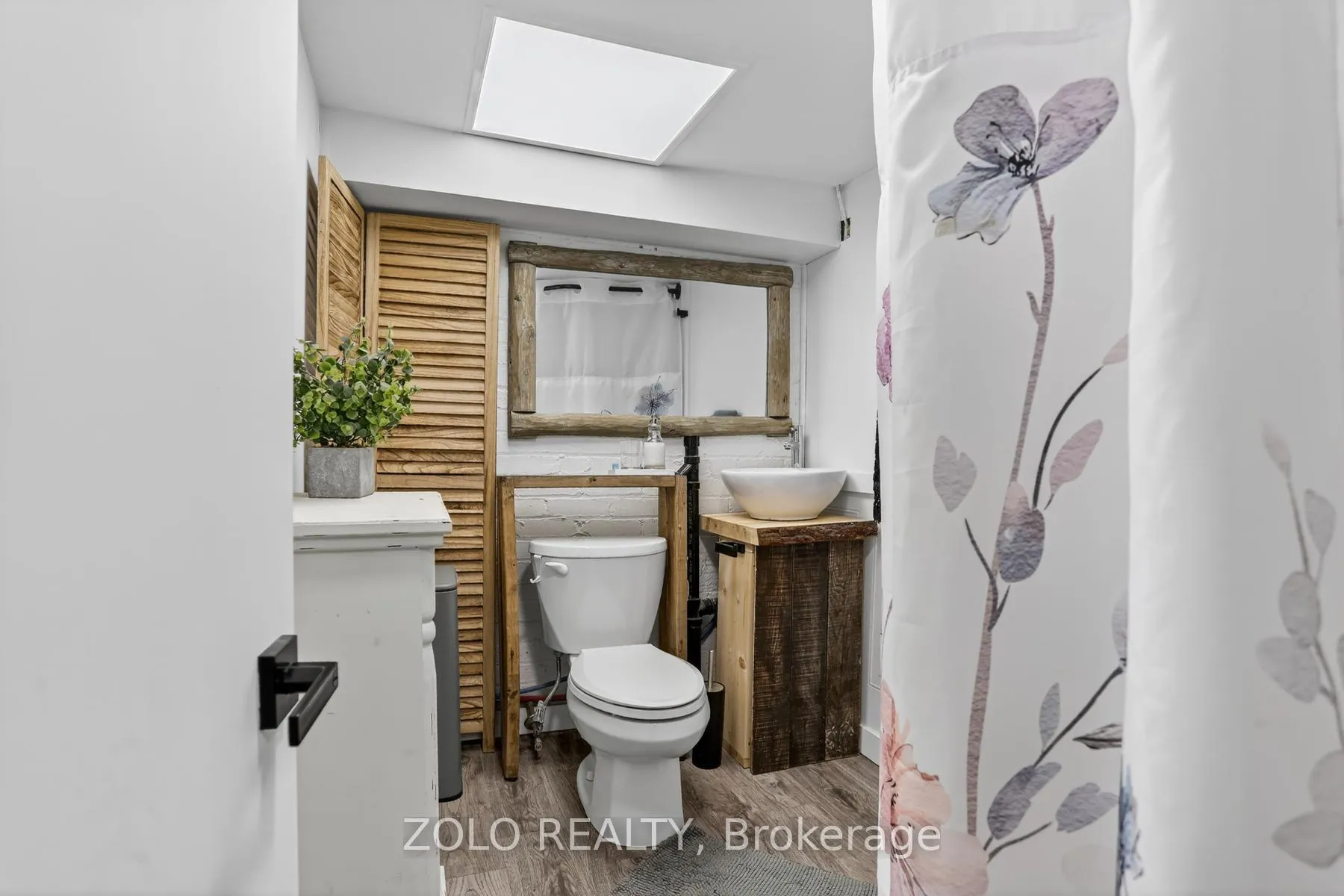 Photo 29 of 94 Hazelwood Avenue, Toronto, Blake-Jones — HOMEH