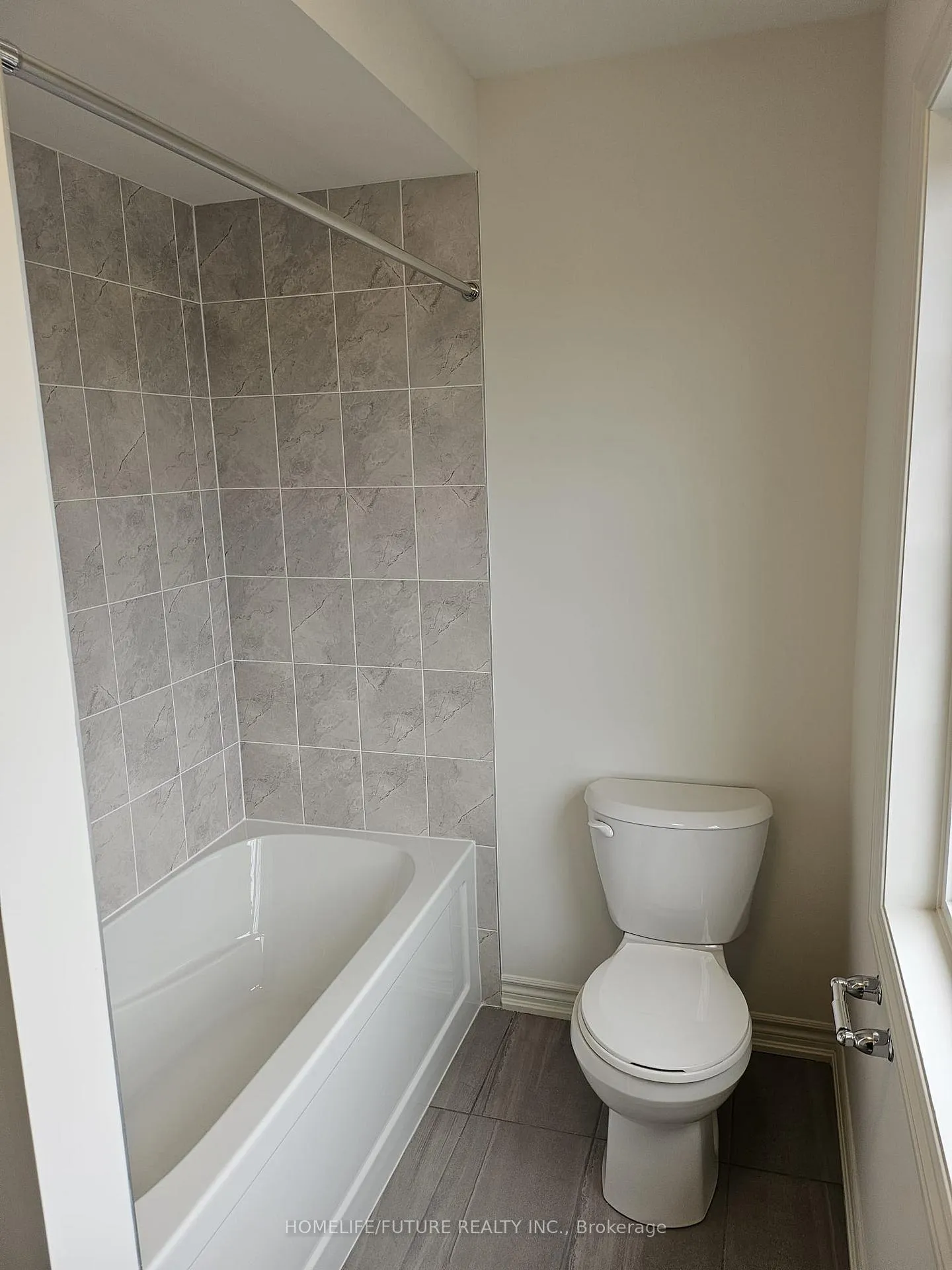 Photo 29 of 973 Trailsview Avenue, Cobourg — HOMEH