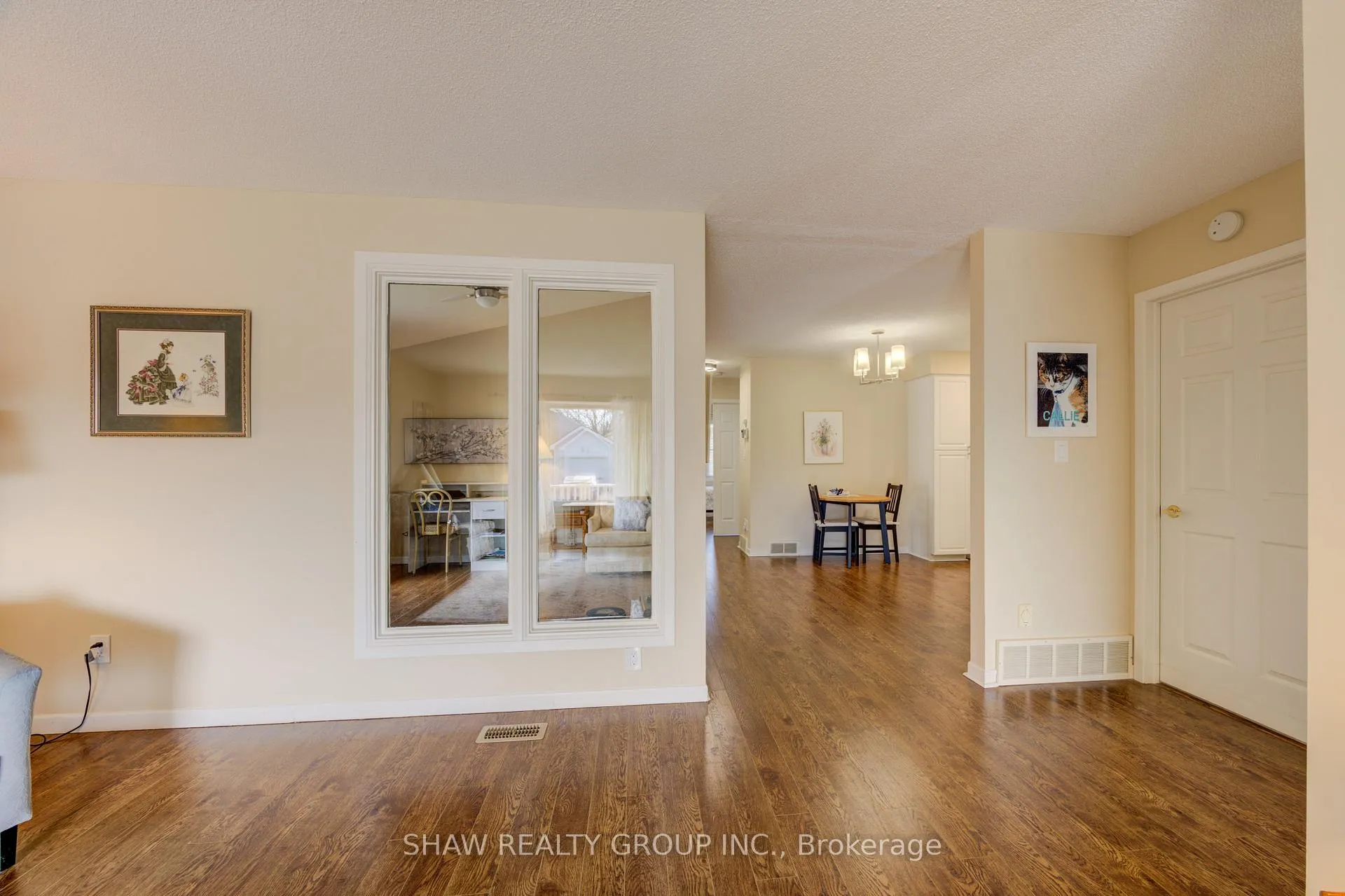 Photo 12 of 20 Edwin Crescent, Tillsonburg — HOMEH