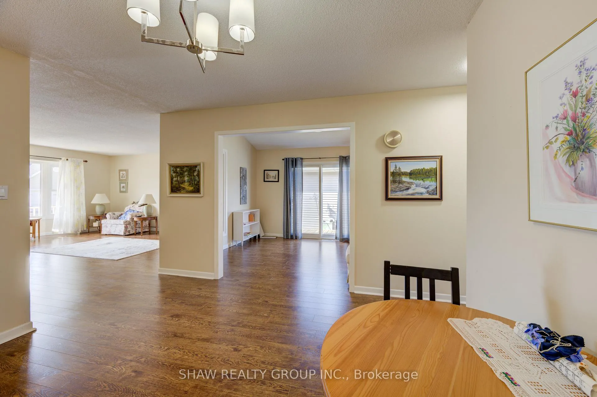 Photo 21 of 20 Edwin Crescent, Tillsonburg — HOMEH