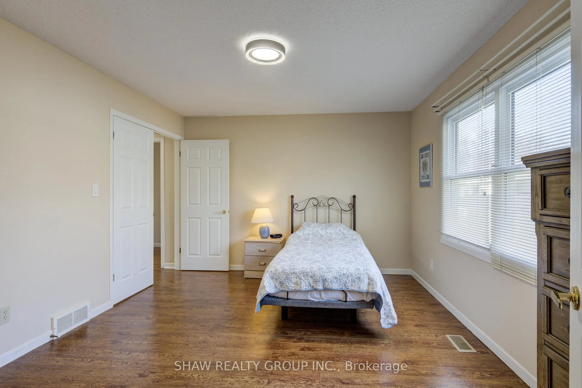 Photo 29 of 20 Edwin Crescent, Tillsonburg — HOMEH