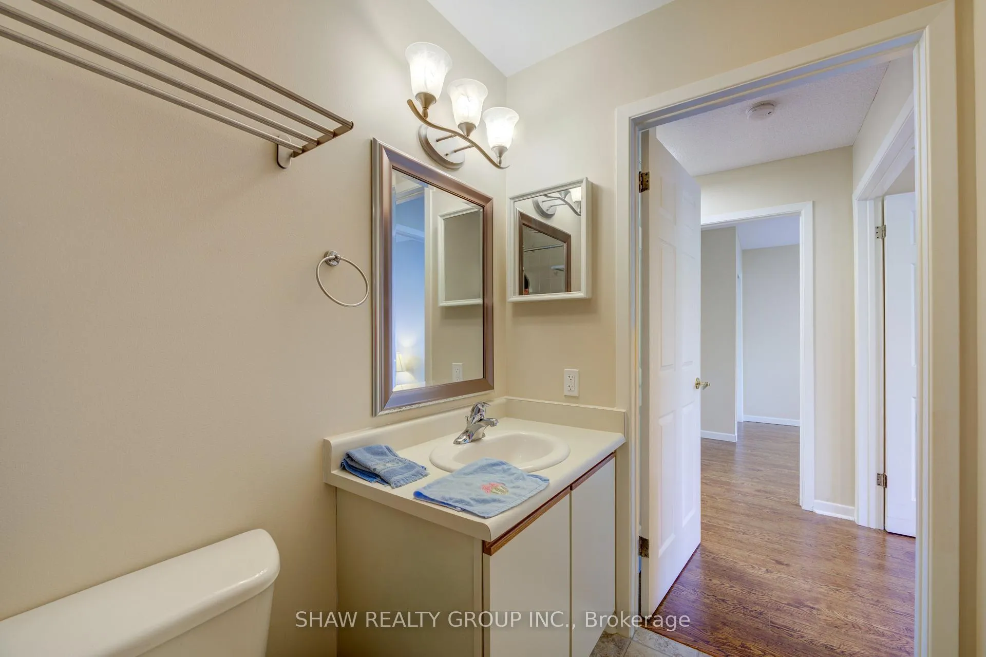 Photo 41 of 20 Edwin Crescent, Tillsonburg — HOMEH