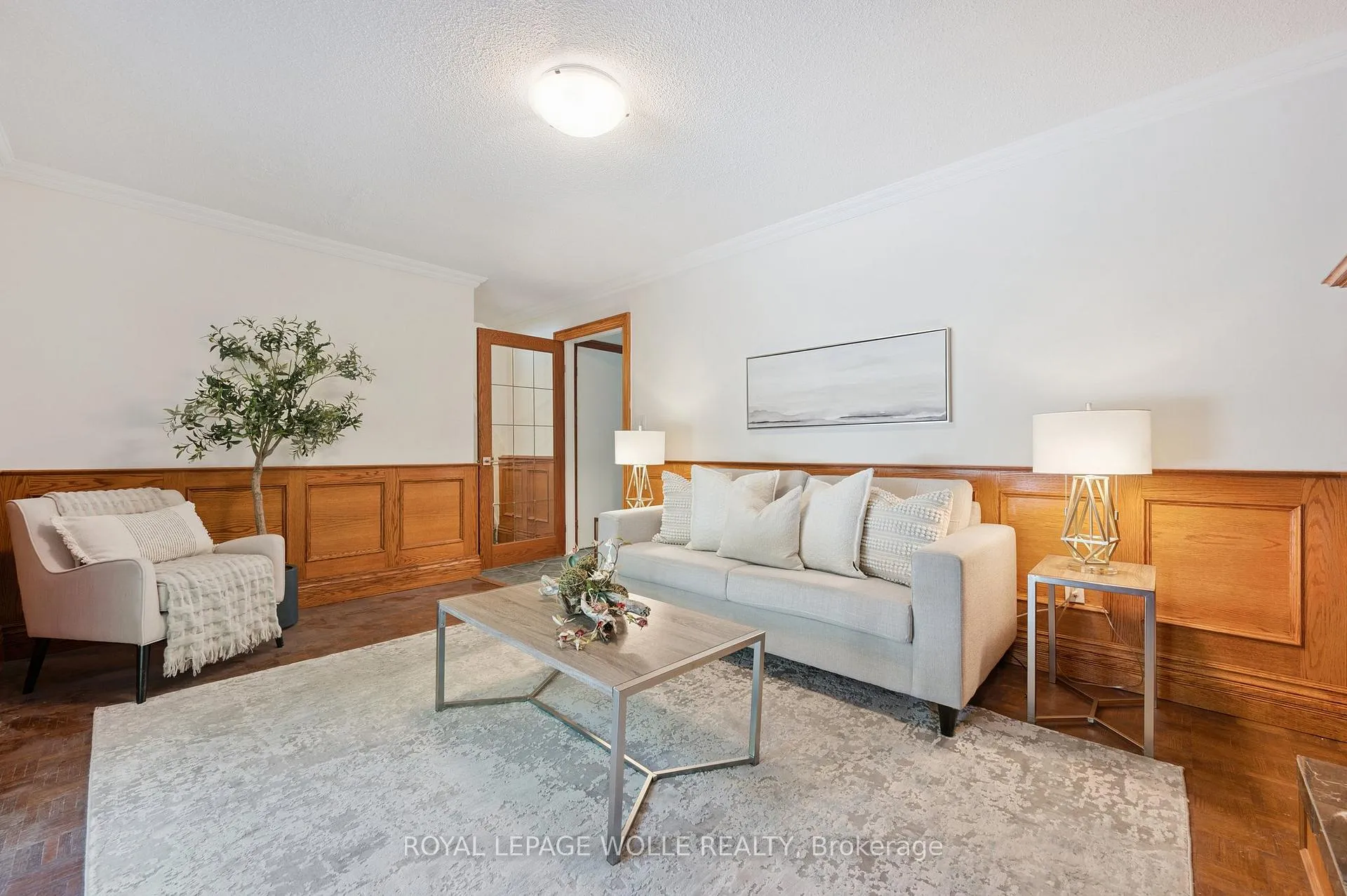 Photo 16 of 544 Glen Manor Boulevard, Waterloo — HOMEH