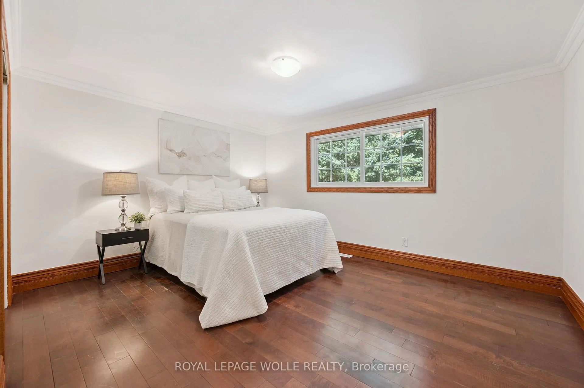 Photo 19 of 544 Glen Manor Boulevard, Waterloo — HOMEH