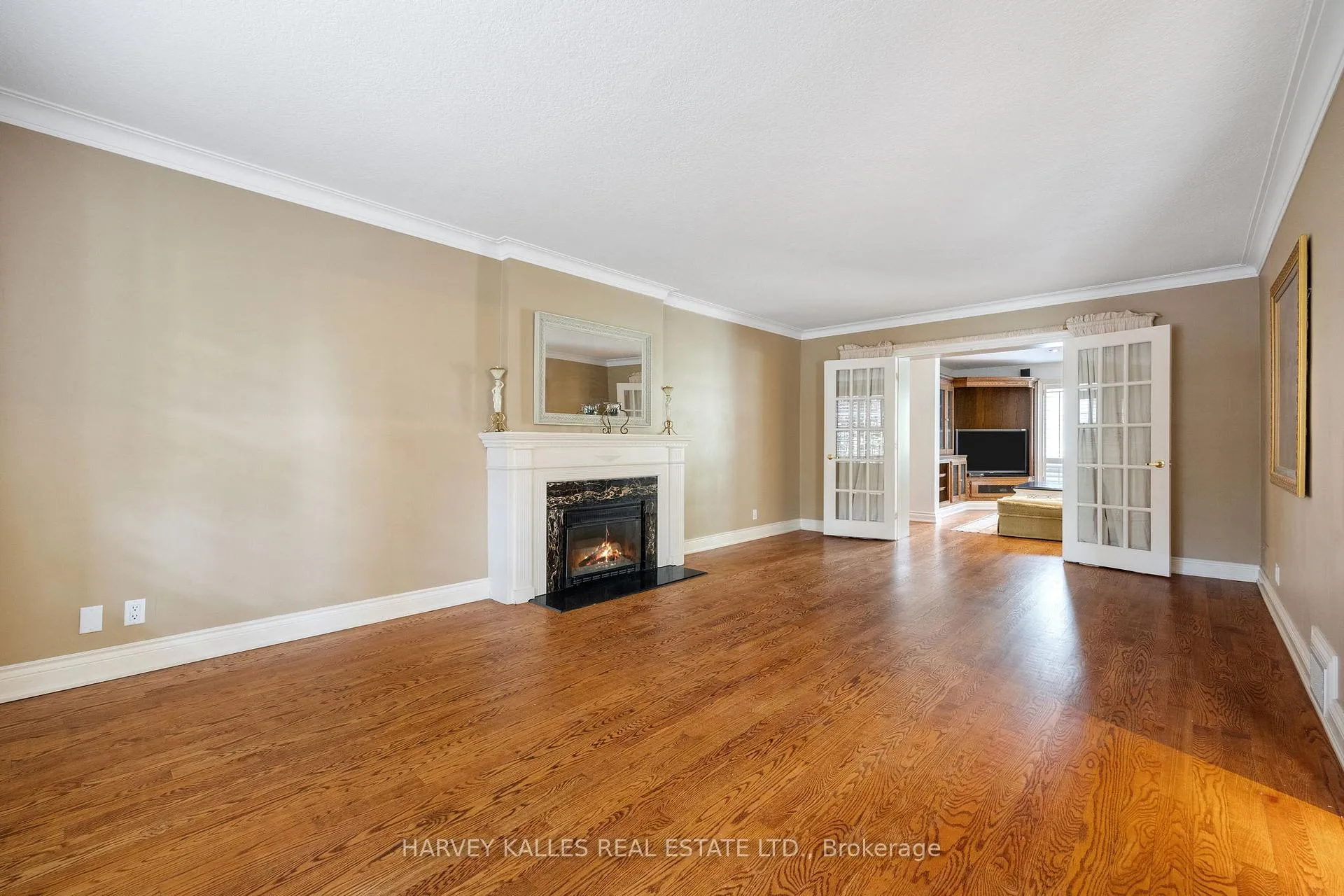 Photo 6 of 26 Forest Ridge Drive, Toronto, Forest Hill North — HOMEH