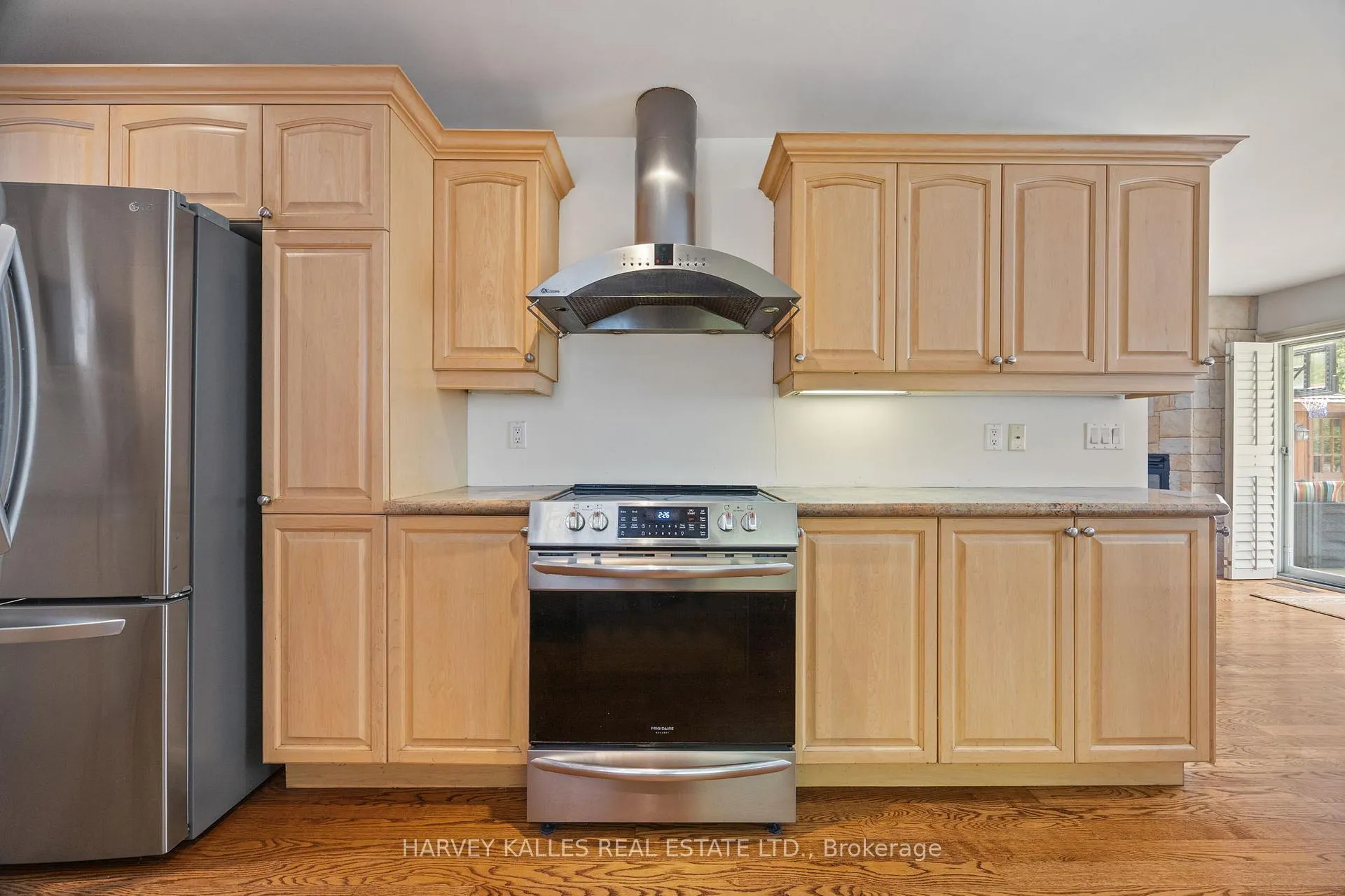 Photo 9 of 26 Forest Ridge Drive, Toronto, Forest Hill North — HOMEH