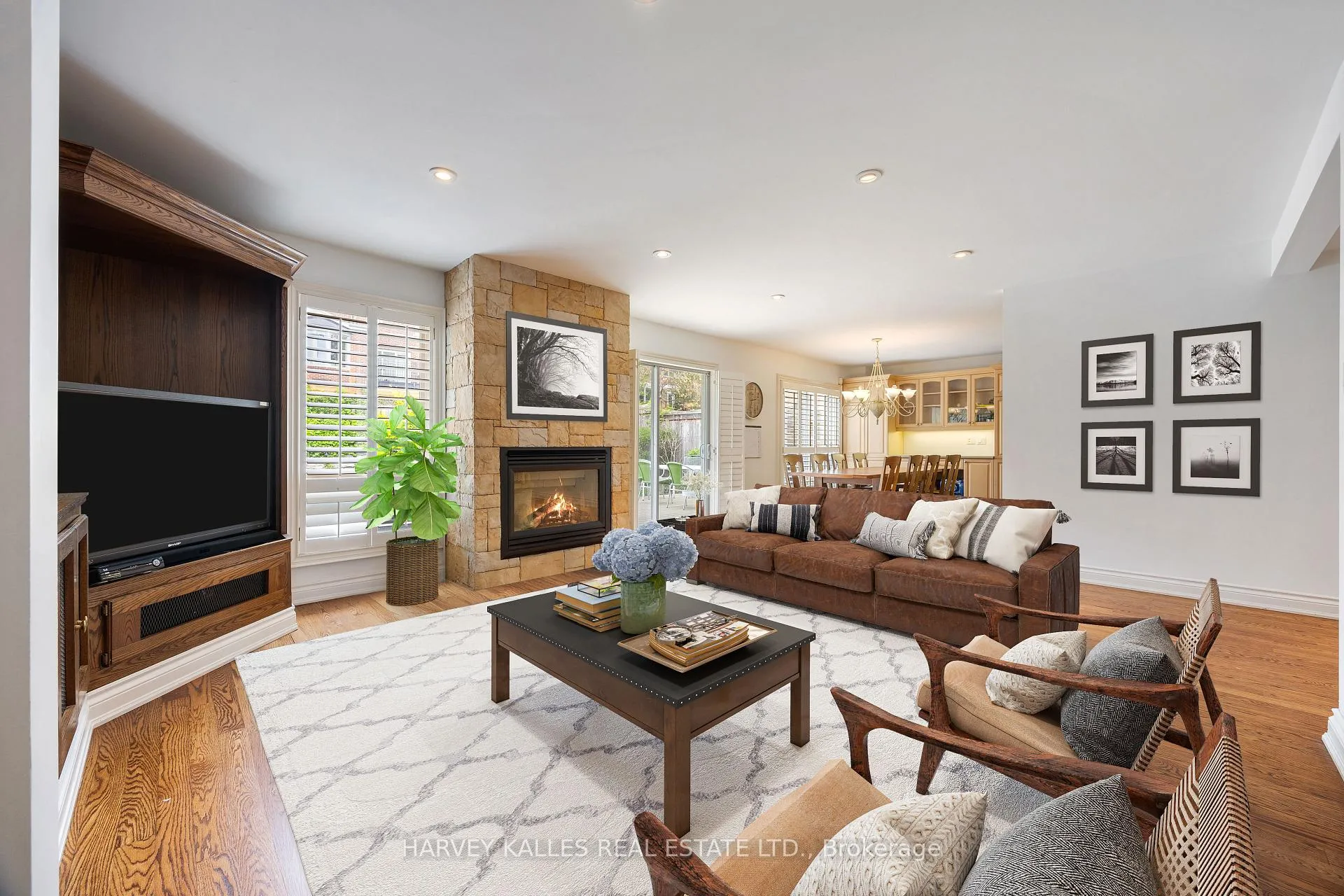 Photo 17 of 26 Forest Ridge Drive, Toronto, Forest Hill North — HOMEH