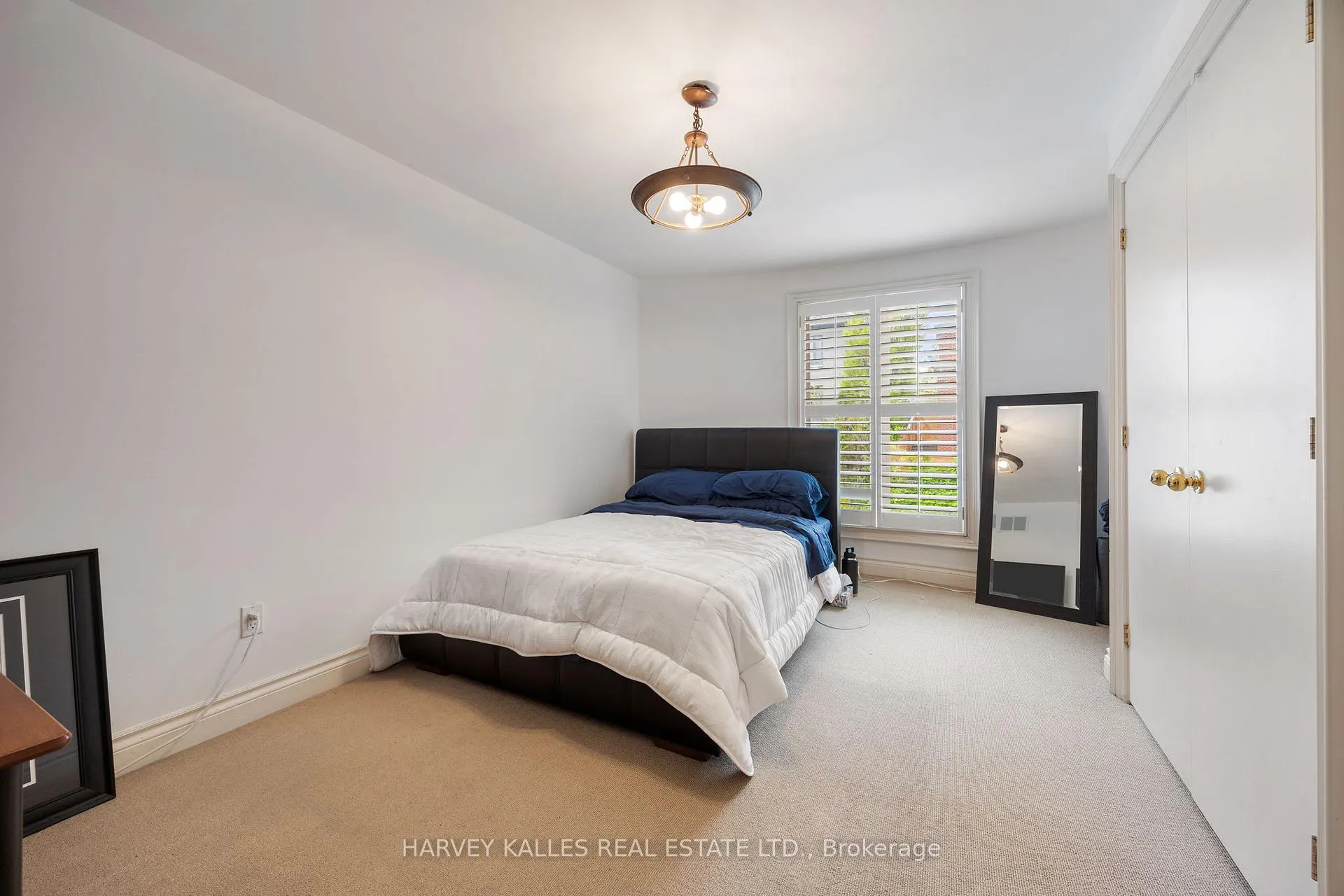 Photo 23 of 26 Forest Ridge Drive, Toronto, Forest Hill North — HOMEH