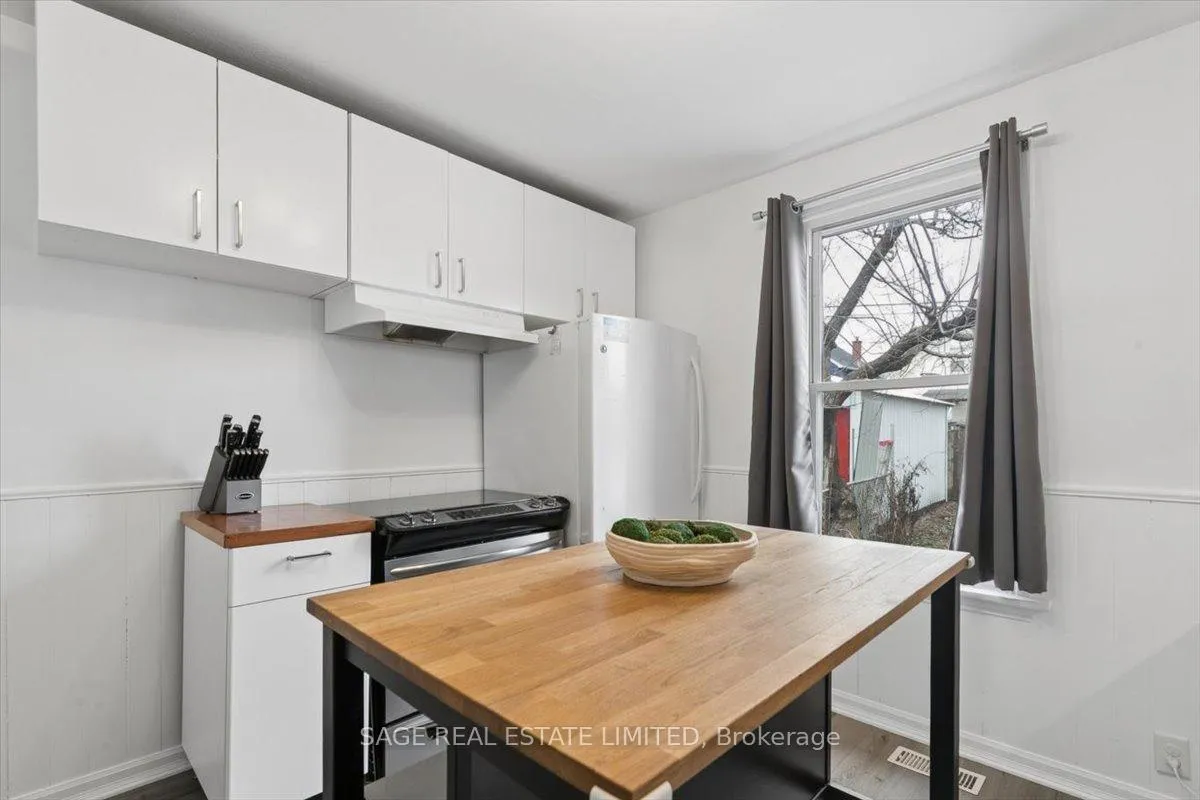 Photo 10 of 95 Belview Avenue, Hamilton, Crown Point — HOMEH