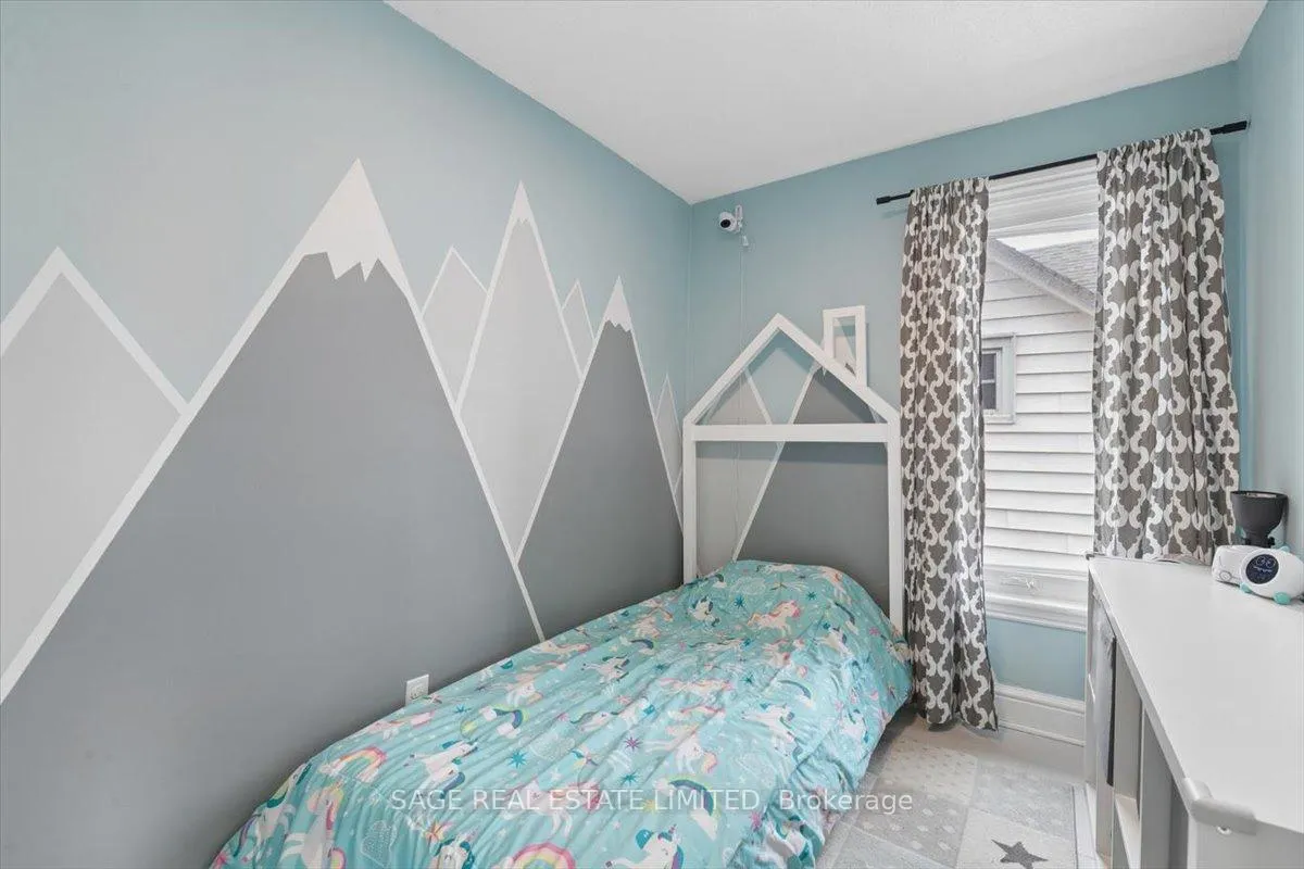 Photo 13 of 95 Belview Avenue, Hamilton, Crown Point — HOMEH