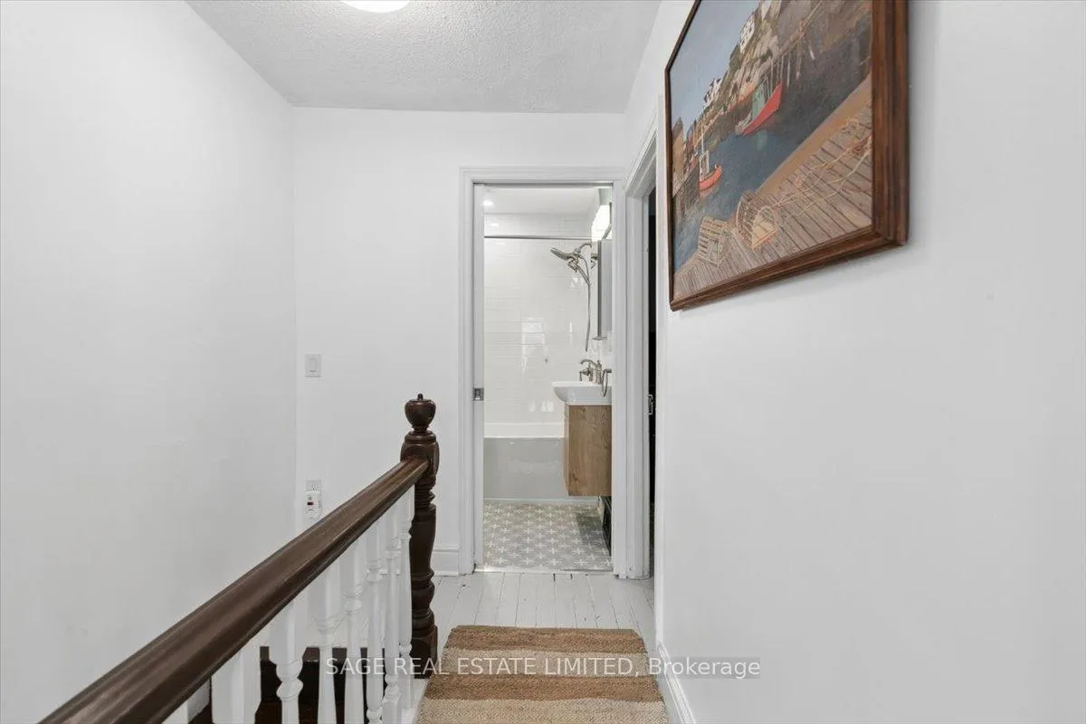 Photo 16 of 95 Belview Avenue, Hamilton, Crown Point — HOMEH