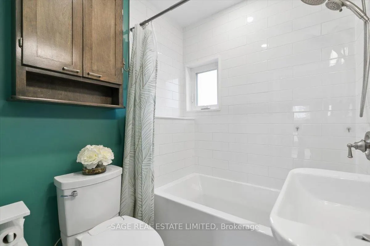 Photo 18 of 95 Belview Avenue, Hamilton, Crown Point — HOMEH