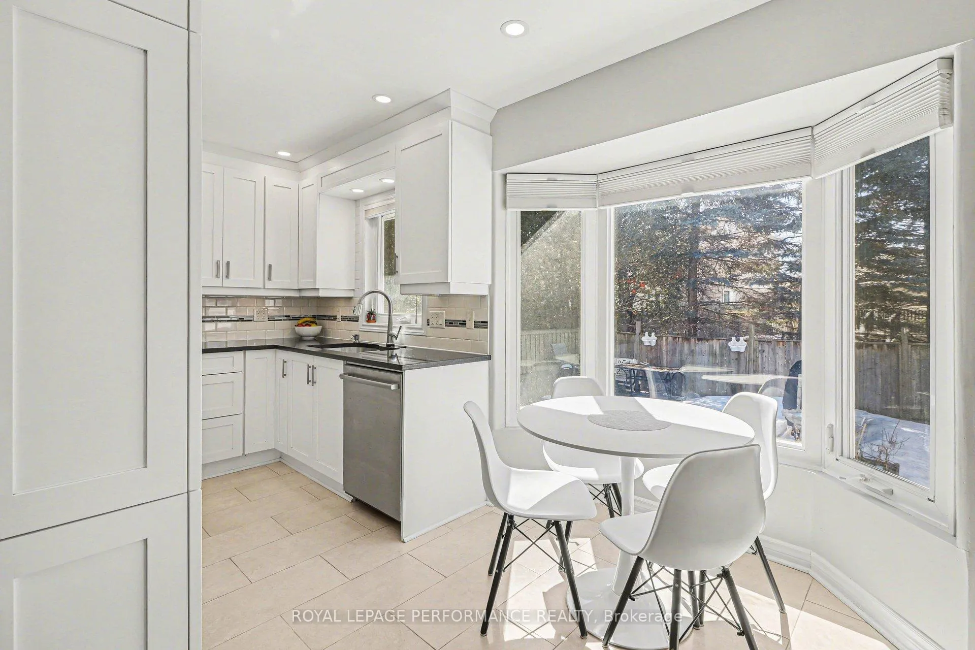 Photo 8 of 6722 Tooney Drive, Ottawa, Orleans/Sunridge — HOMEH