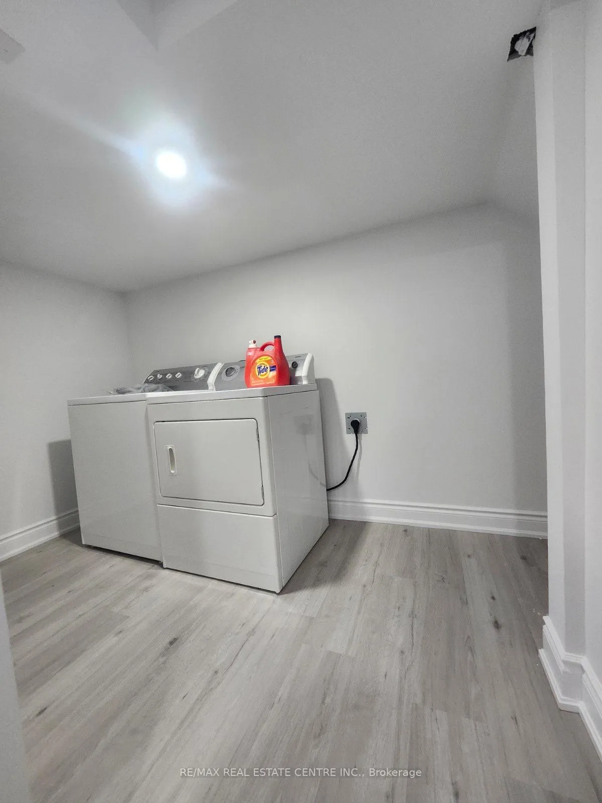Photo 8 of Unit BSMT1, 1 Branigan Crescent, Halton Hills, Georgetown — HOMEH