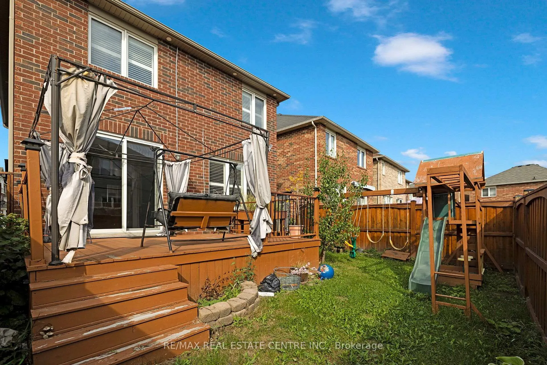 Photo 33 of 232 Drinkwater Road, Brampton, Fletcher's West — HOMEH