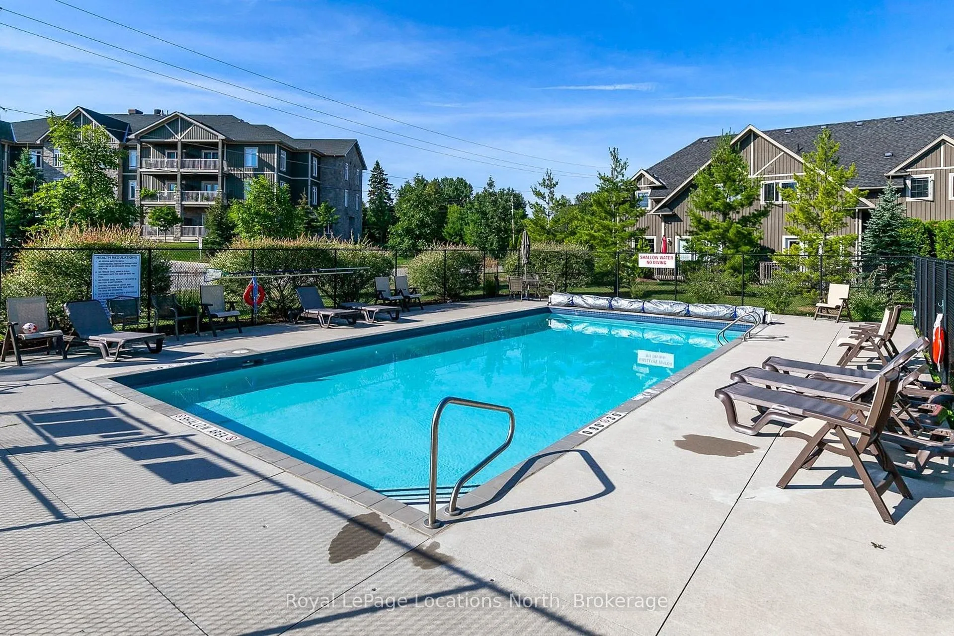 Photo 3 of Unit #201, 25 Beaver Street S, Blue Mountains — HOMEH