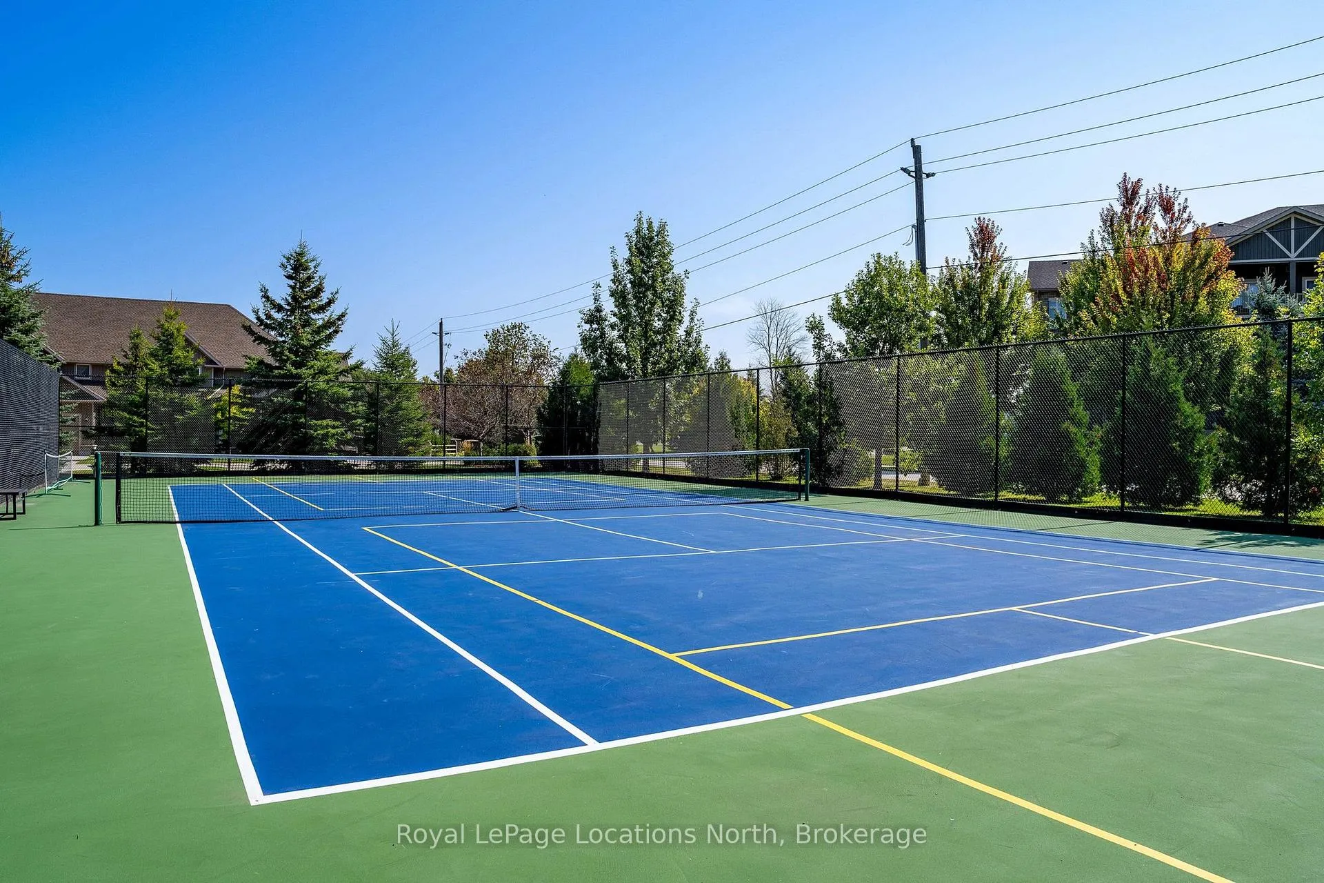Photo 4 of Unit #201, 25 Beaver Street S, Blue Mountains — HOMEH