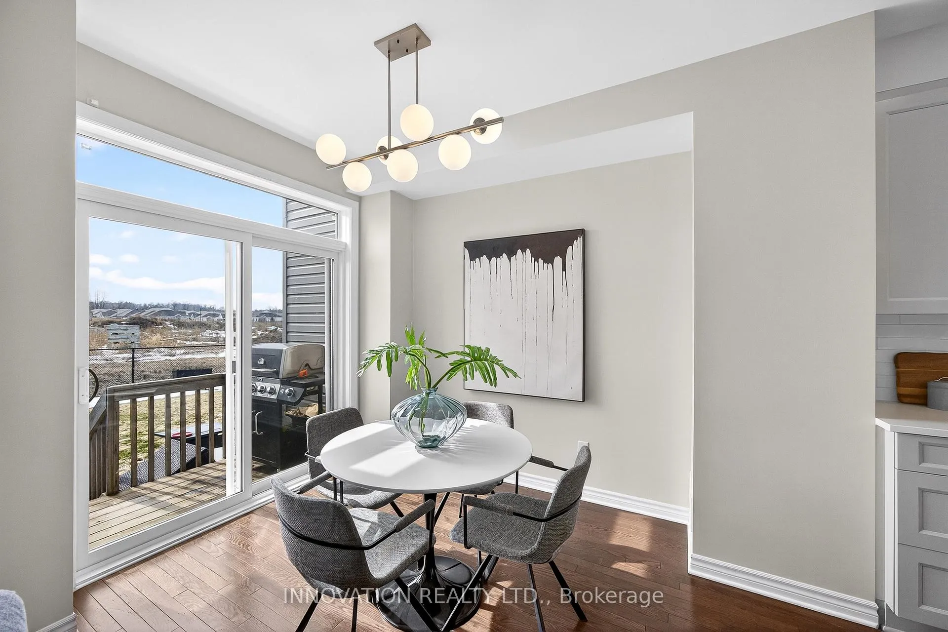 Photo 7 of 321 Kanashtage Terrace, Ottawa, Camelot — HOMEH