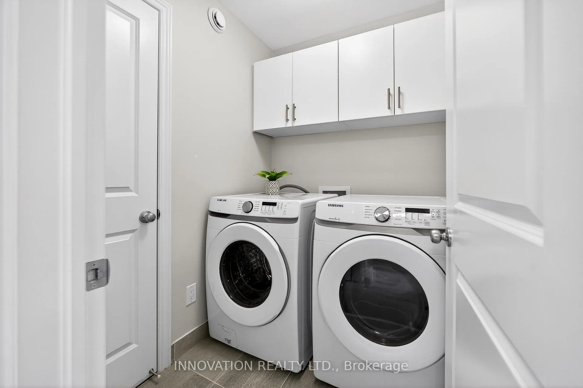 Photo 17 of 321 Kanashtage Terrace, Ottawa, Camelot — HOMEH