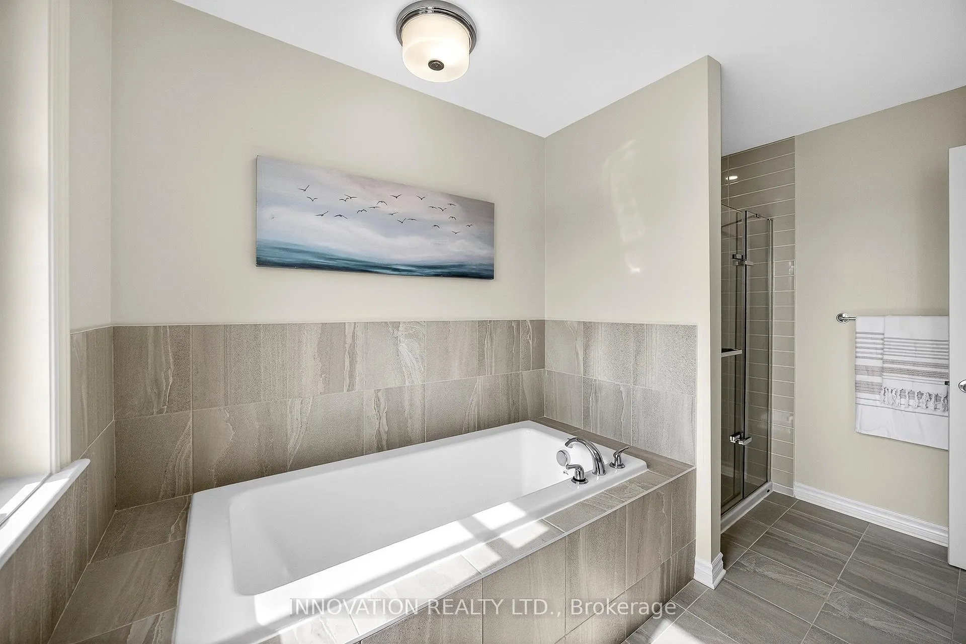 Photo 25 of 321 Kanashtage Terrace, Ottawa, Camelot — HOMEH