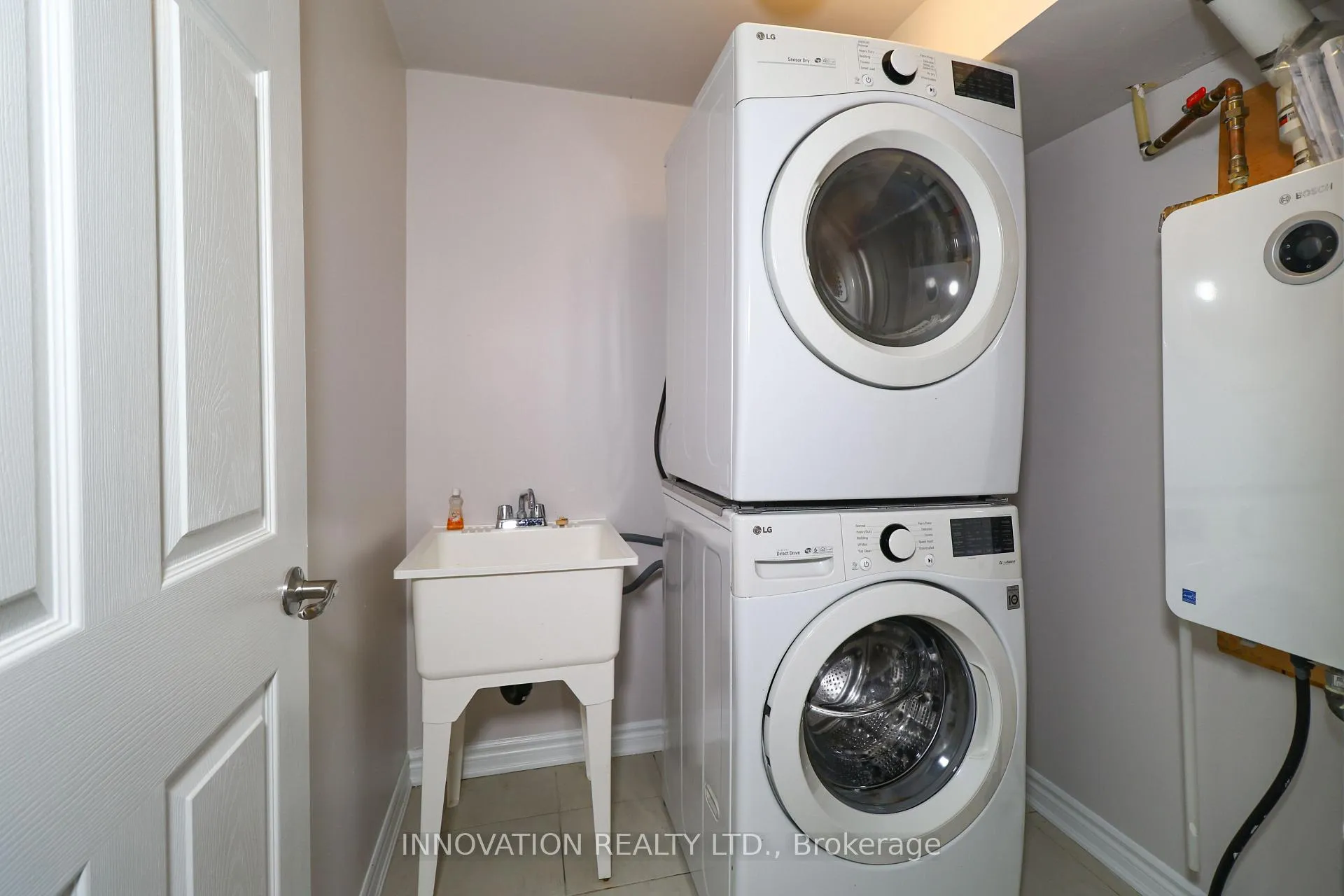 Photo 19 of 133 Walleye Private, Ottawa, Barrhaven - Half Moon Bay — HOMEH