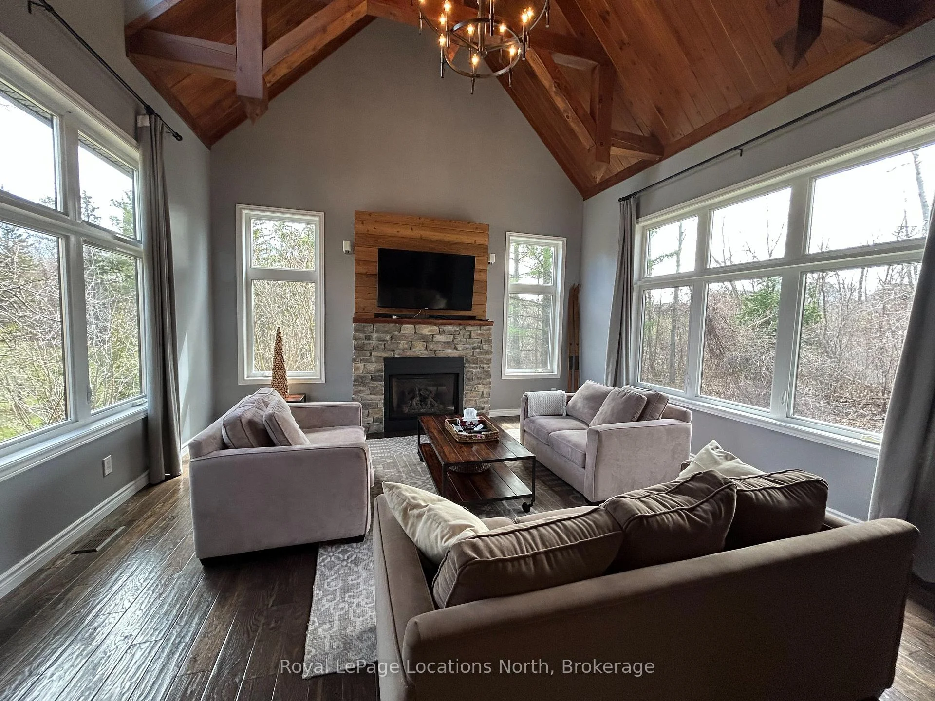 Photo 8 of 230 Grey Road 21, Blue Mountains — HOMEH
