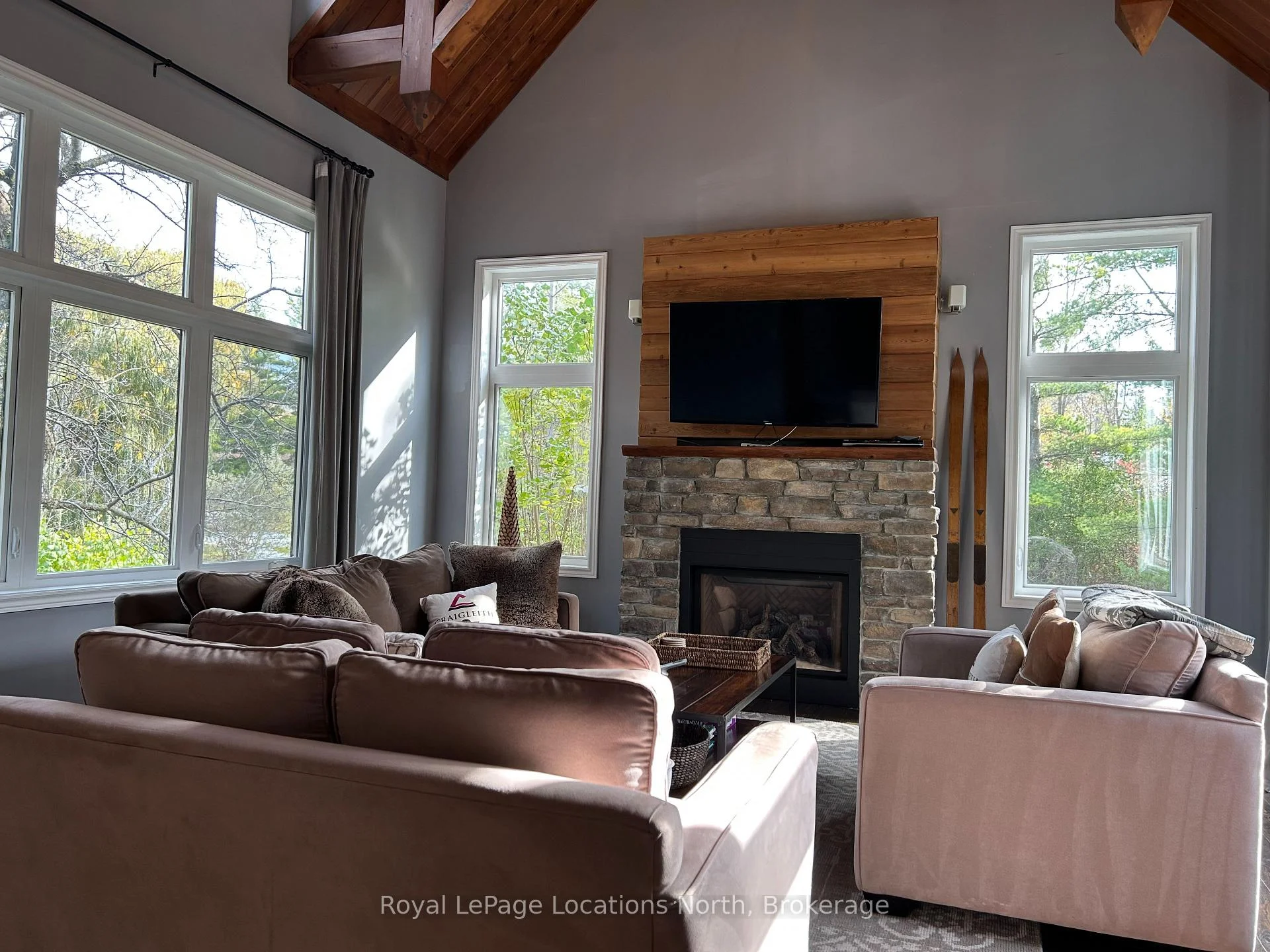 Photo 17 of 230 Grey Road 21, Blue Mountains — HOMEH